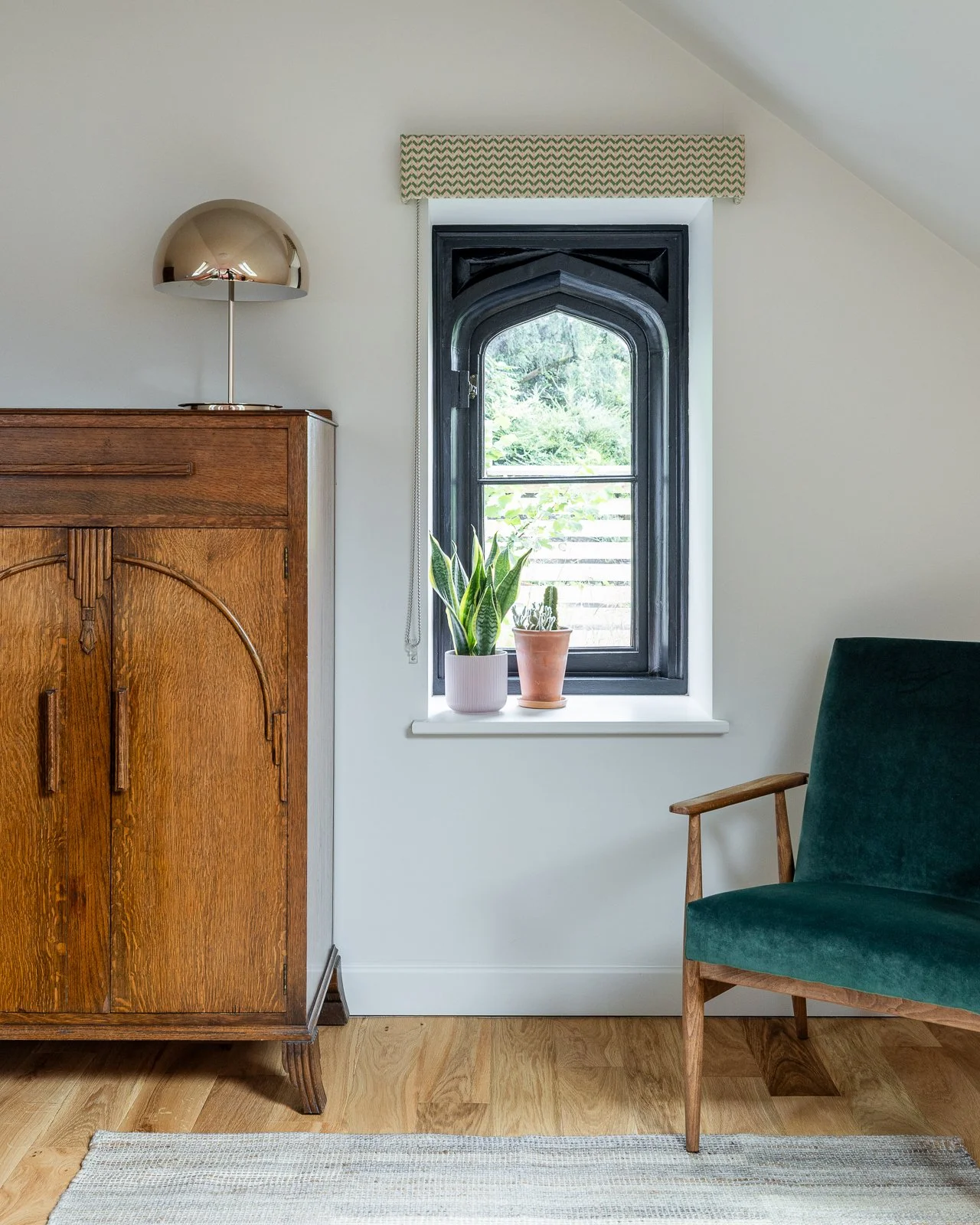 vaulted-snug-window-vintage-furniture-charlotte-bucciero-interiors.jpg