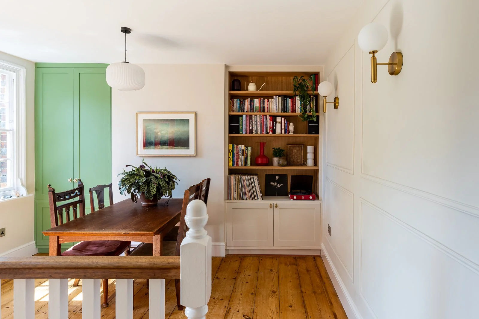 relaxed-dining-room-charlotte-bucciero-interiors.jpg