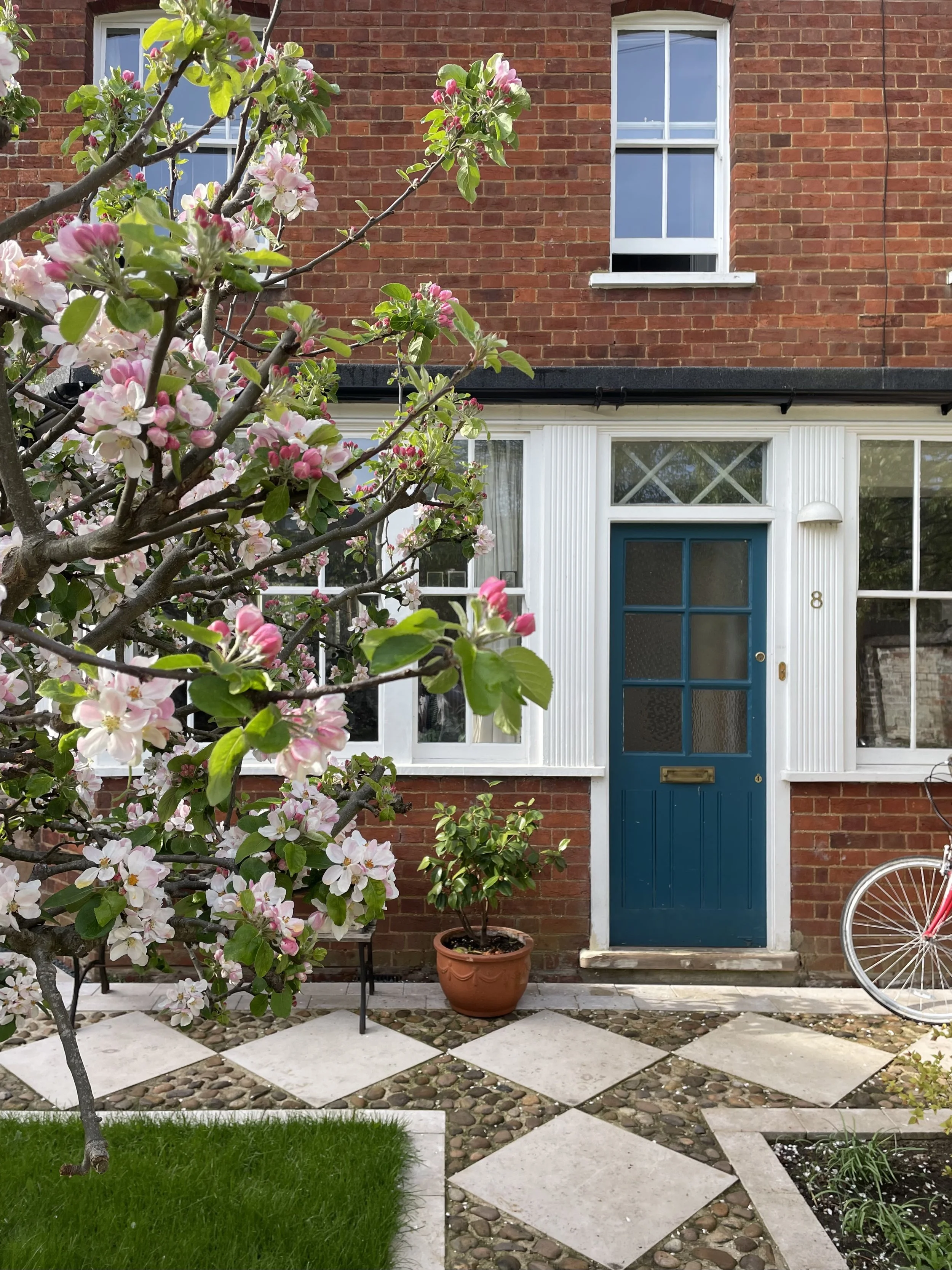 cobble-path-design-blossom-bike-charlotte-bucciero-interiors.jpeg