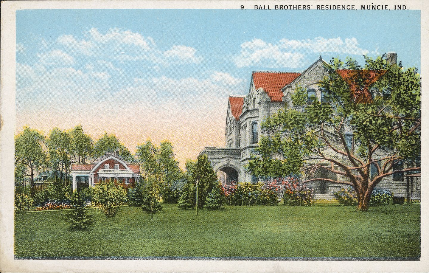Minnetrista Boulevard Houses Postcard—Circa 1900-1950, from the Delaware County Historical Society Mike Mavis Collection