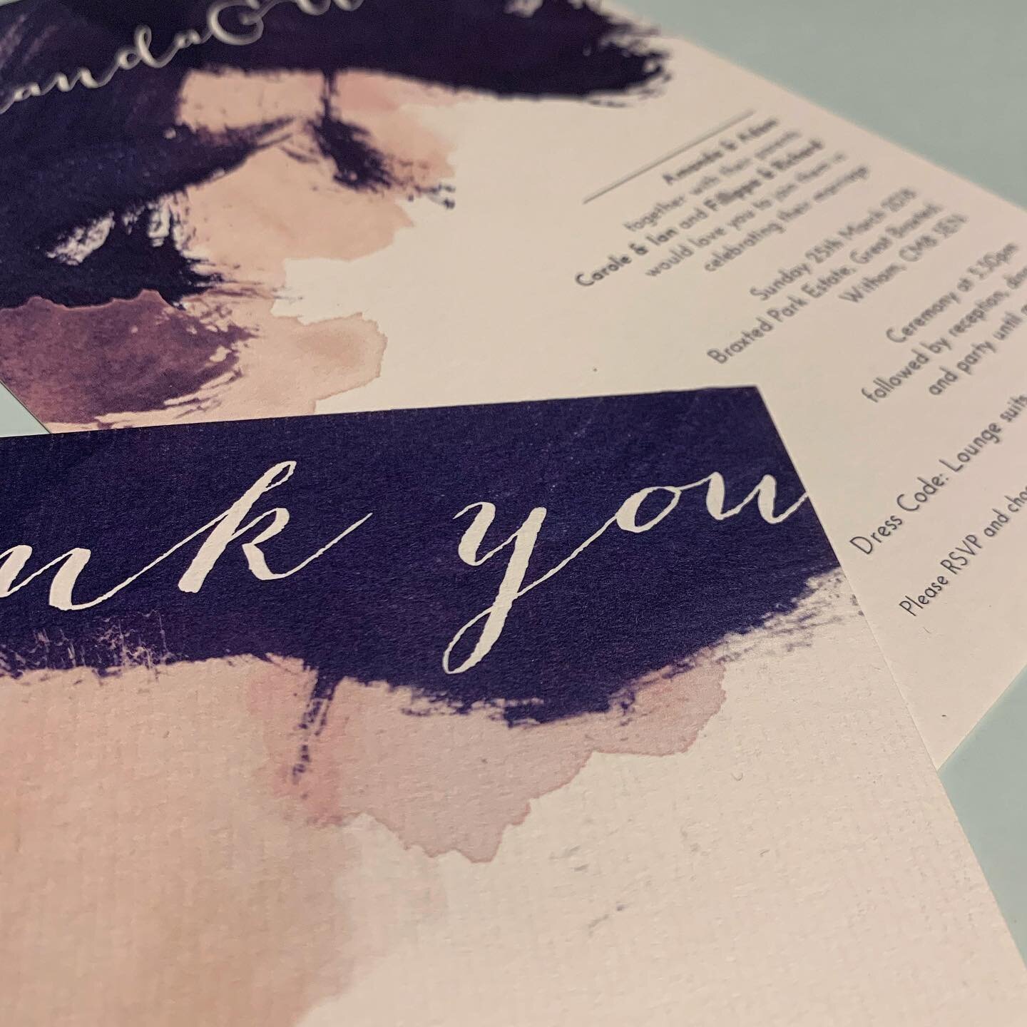 An ink stain combo for your Monday 😍🖋
.
.
.
#livandluc #weddinginspiration #weddingstationery #watercolourstationery #weddinginspo #invitations #invitationdesign #weddingstationeryuk #stationerysuite #thankyoucards #watercolourinvitations