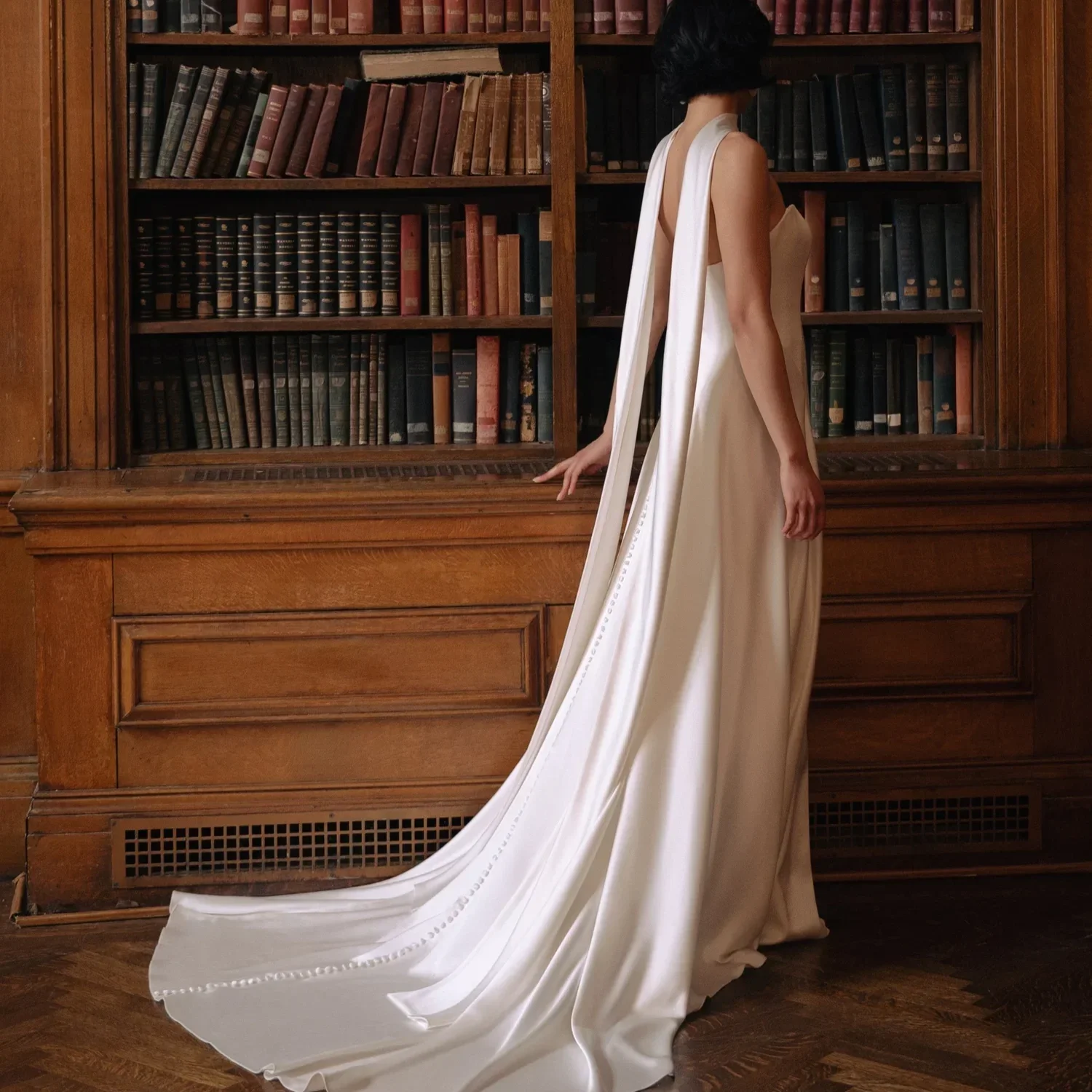 Timeless wedding dress styles: How to find a dress that never goes out of fashion