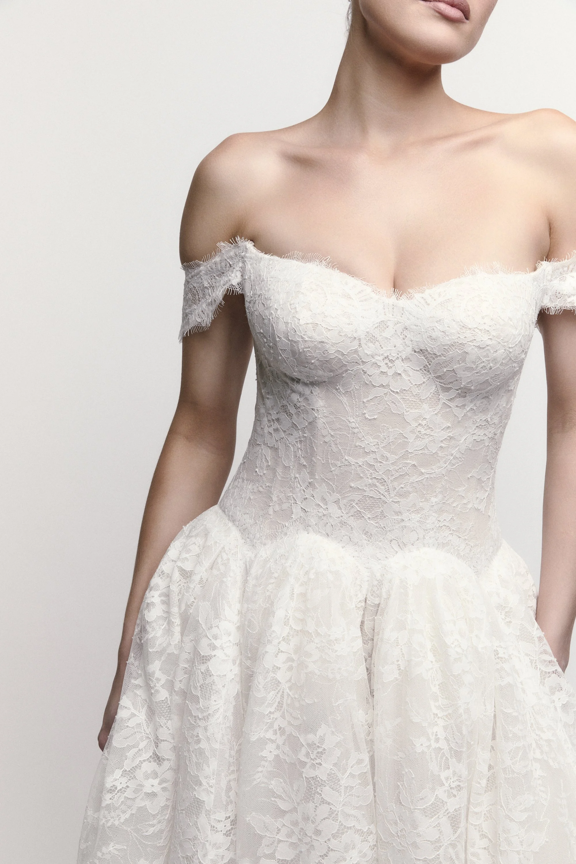 61101B_Daniella_Ivory-Blush_E.jpg