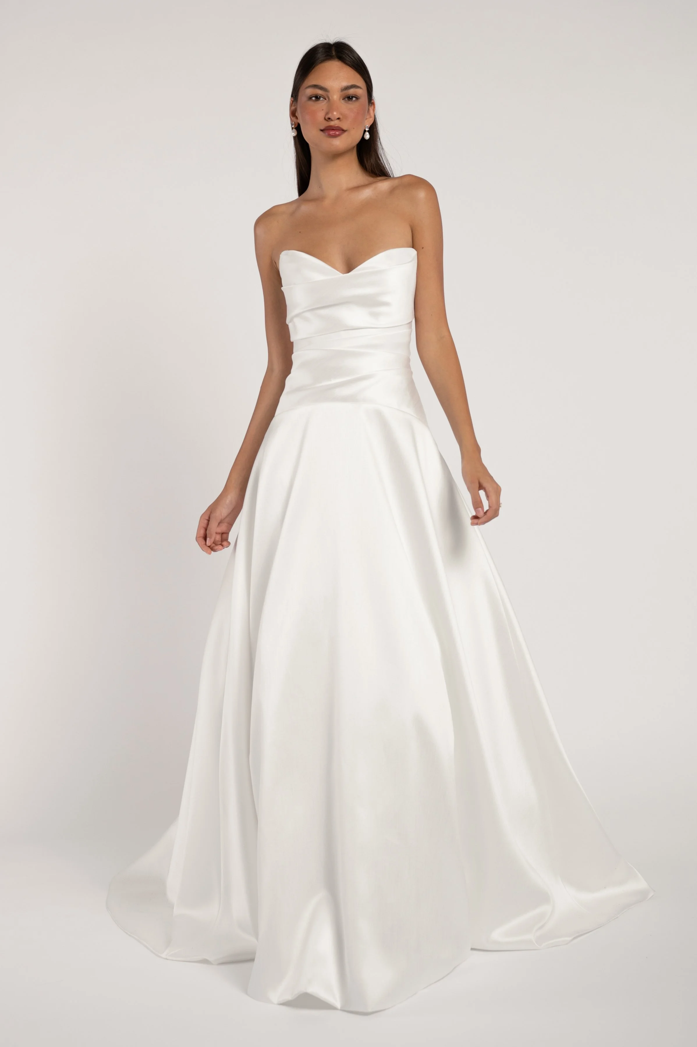 Ellery_Ecomm_44562_Edited_3B_2400x3600.jpg