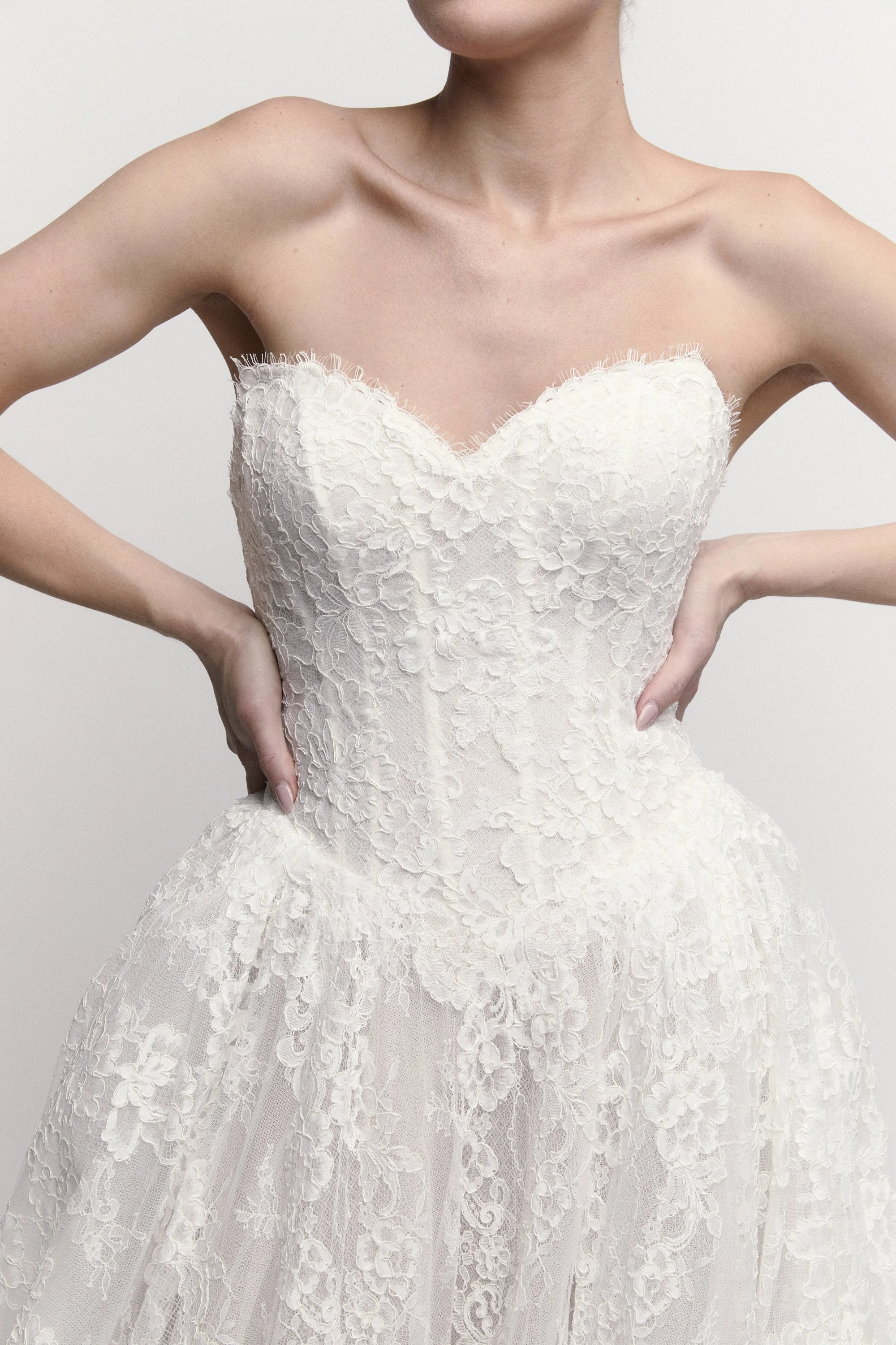 61110B_Annouk_Ivory-Latte_C.jpg