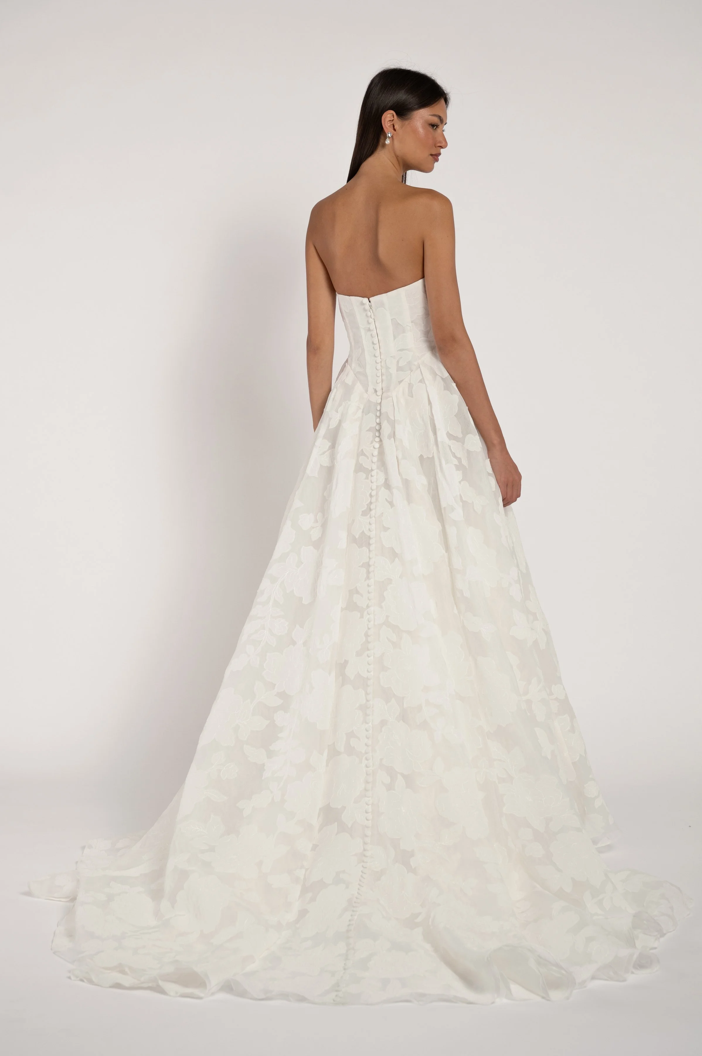 Alva_Ecomm_44689_Edited_2_2400x3600.jpg