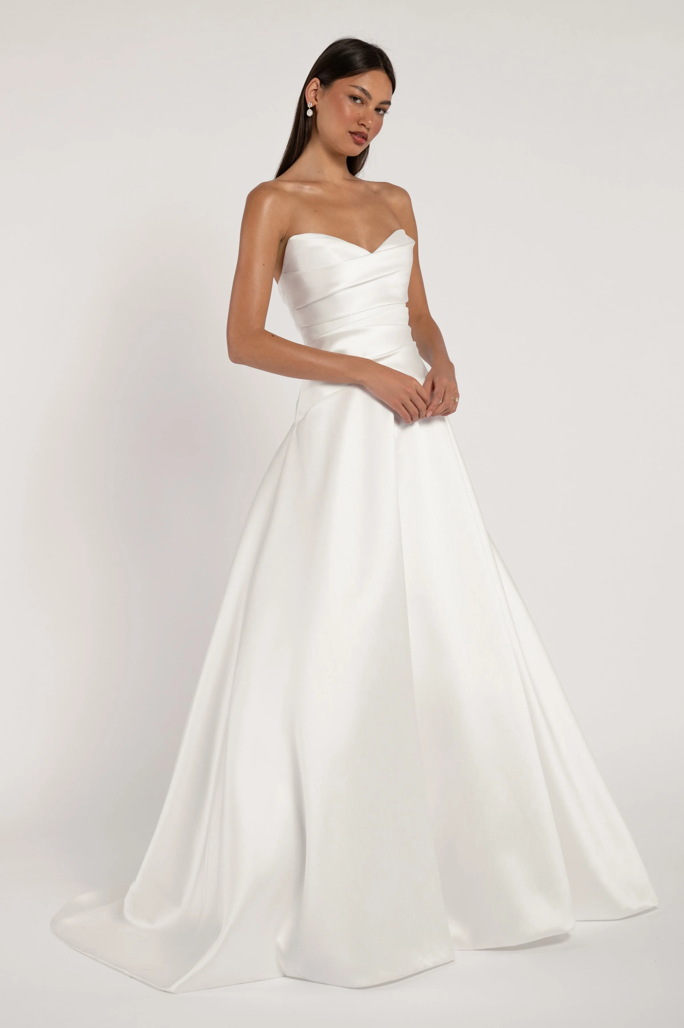 Ellery_Ecomm_44545_Edited_3_2400x3600.jpg