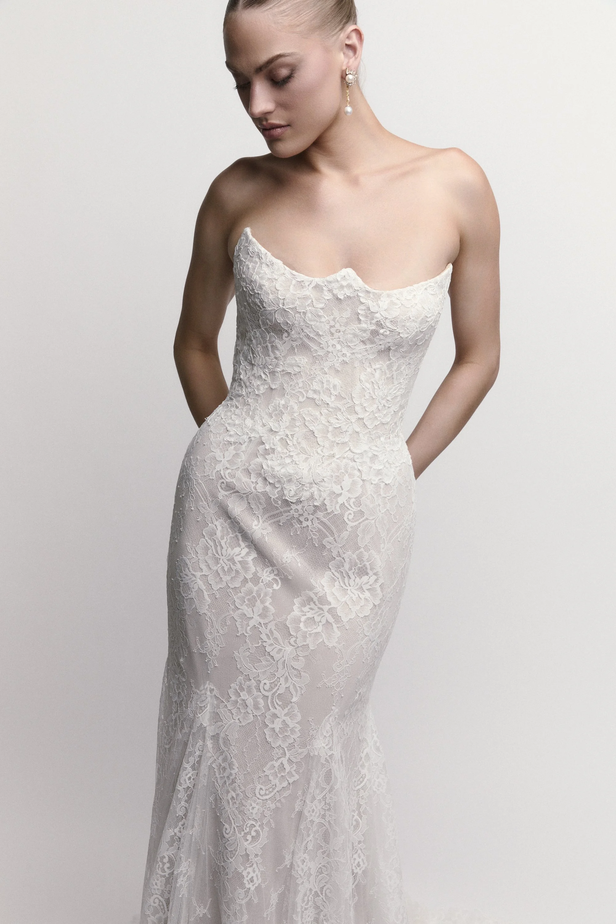 61112B_Charissa_Ivory-Latte_C.jpg