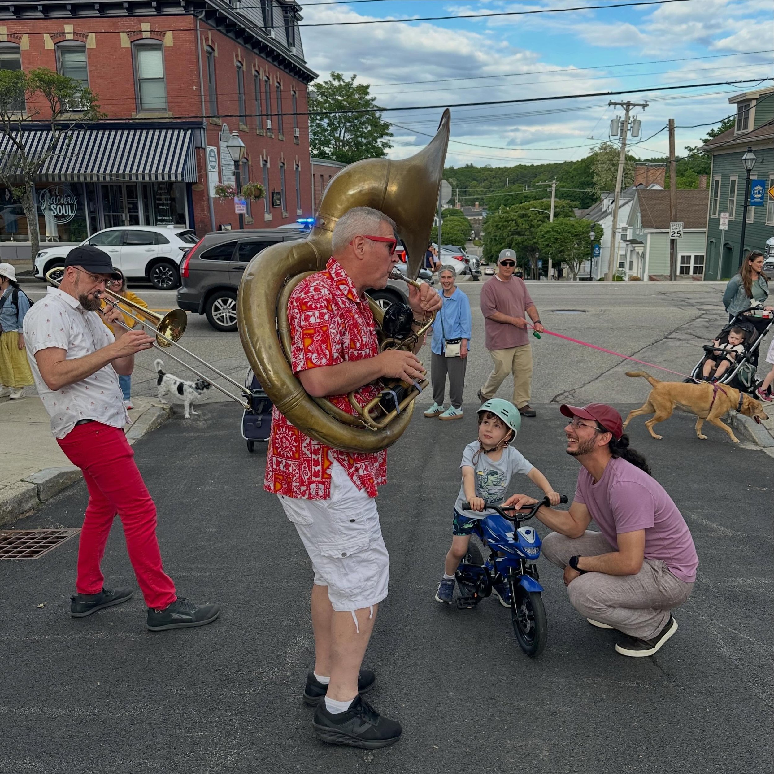 Is there a better way to end a dog parade than a private tuba and trombone serenade?

Thanks to the @eastgreenwichchamber for another great event!