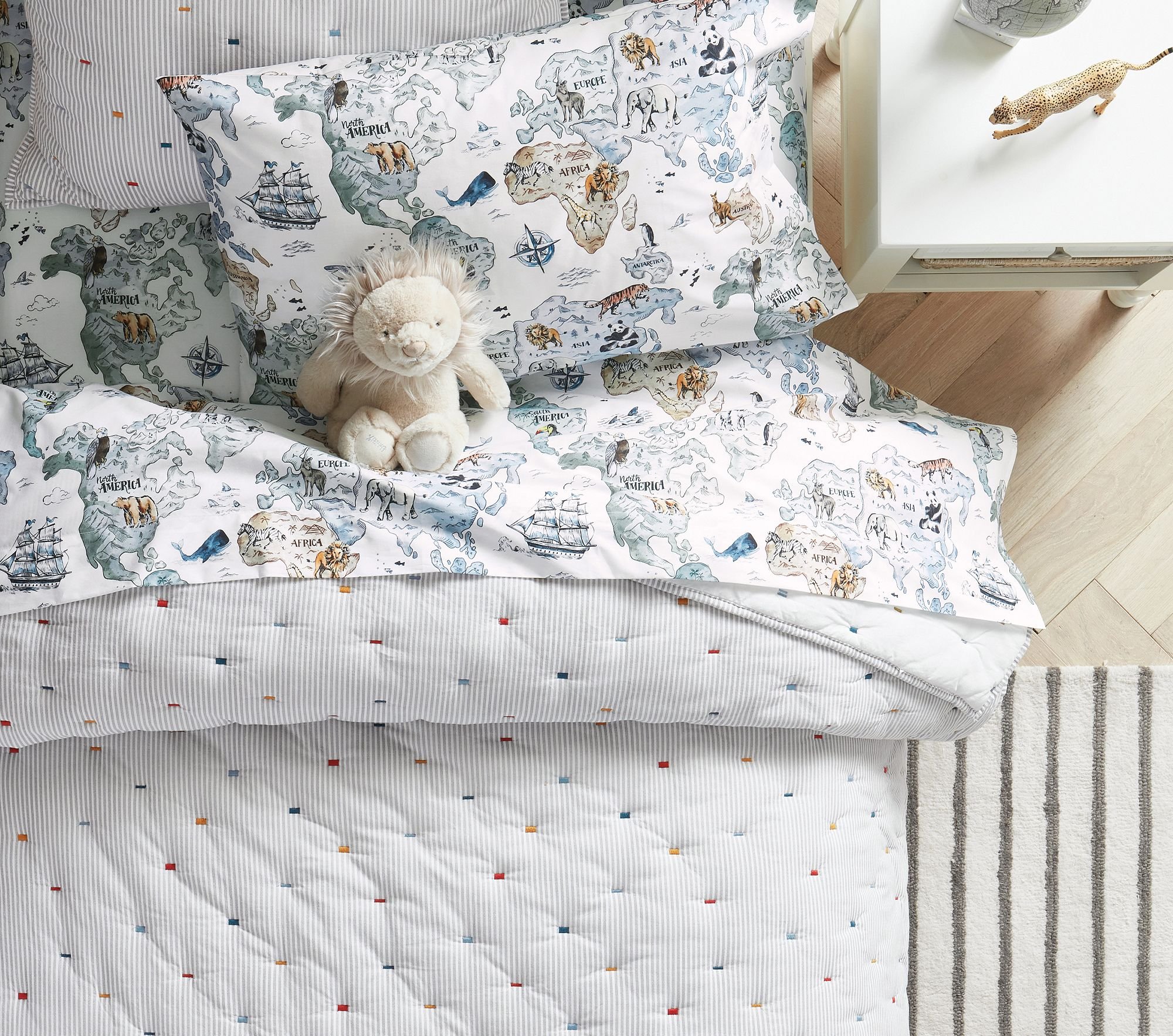 world-map-organic-sheet-set-xl.jpg