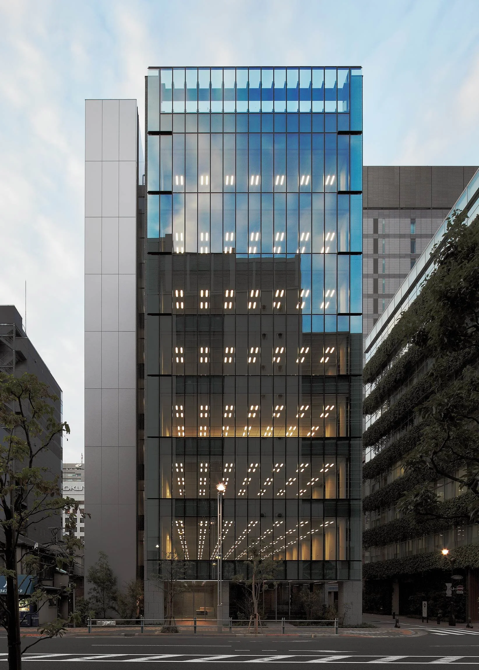 Front street view of the Konan Building 