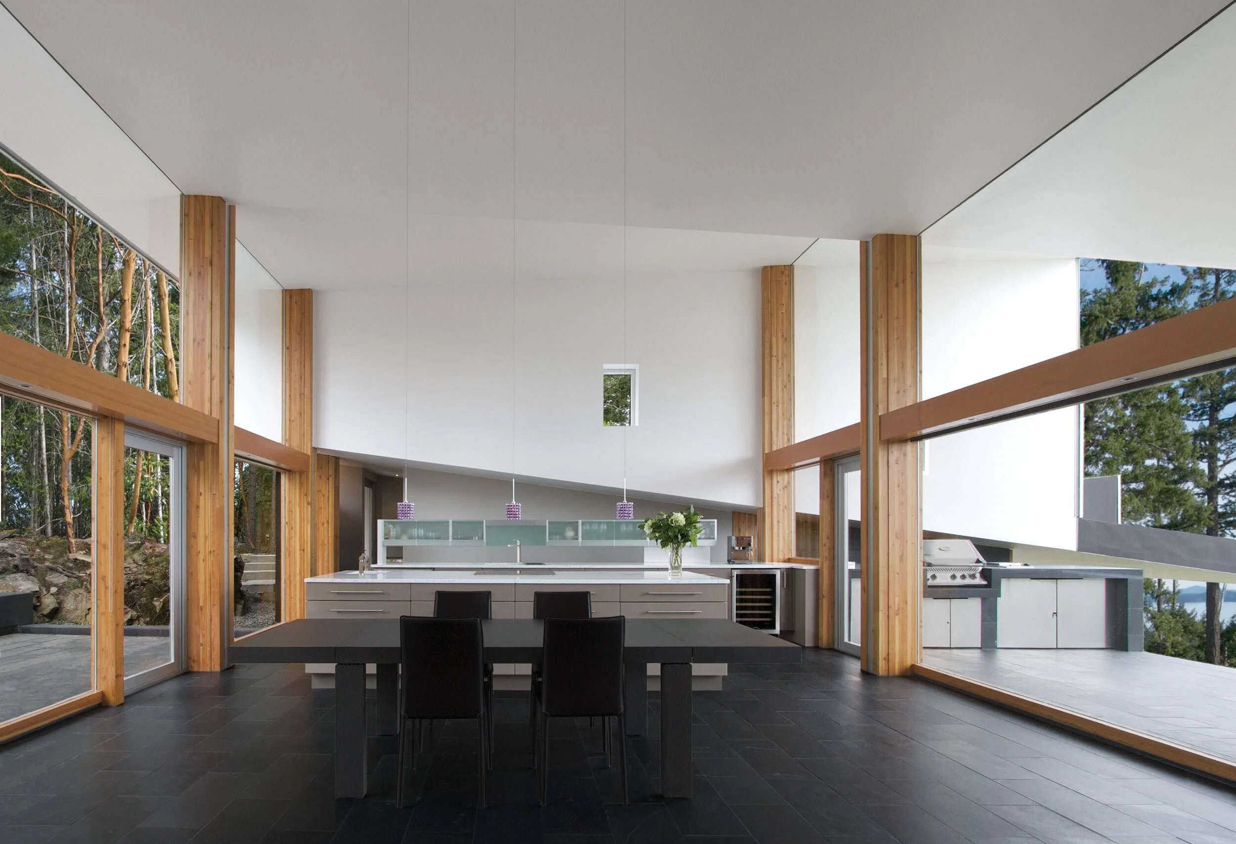 03-ridge-house-squoosh-photoshop-optimized.jpg