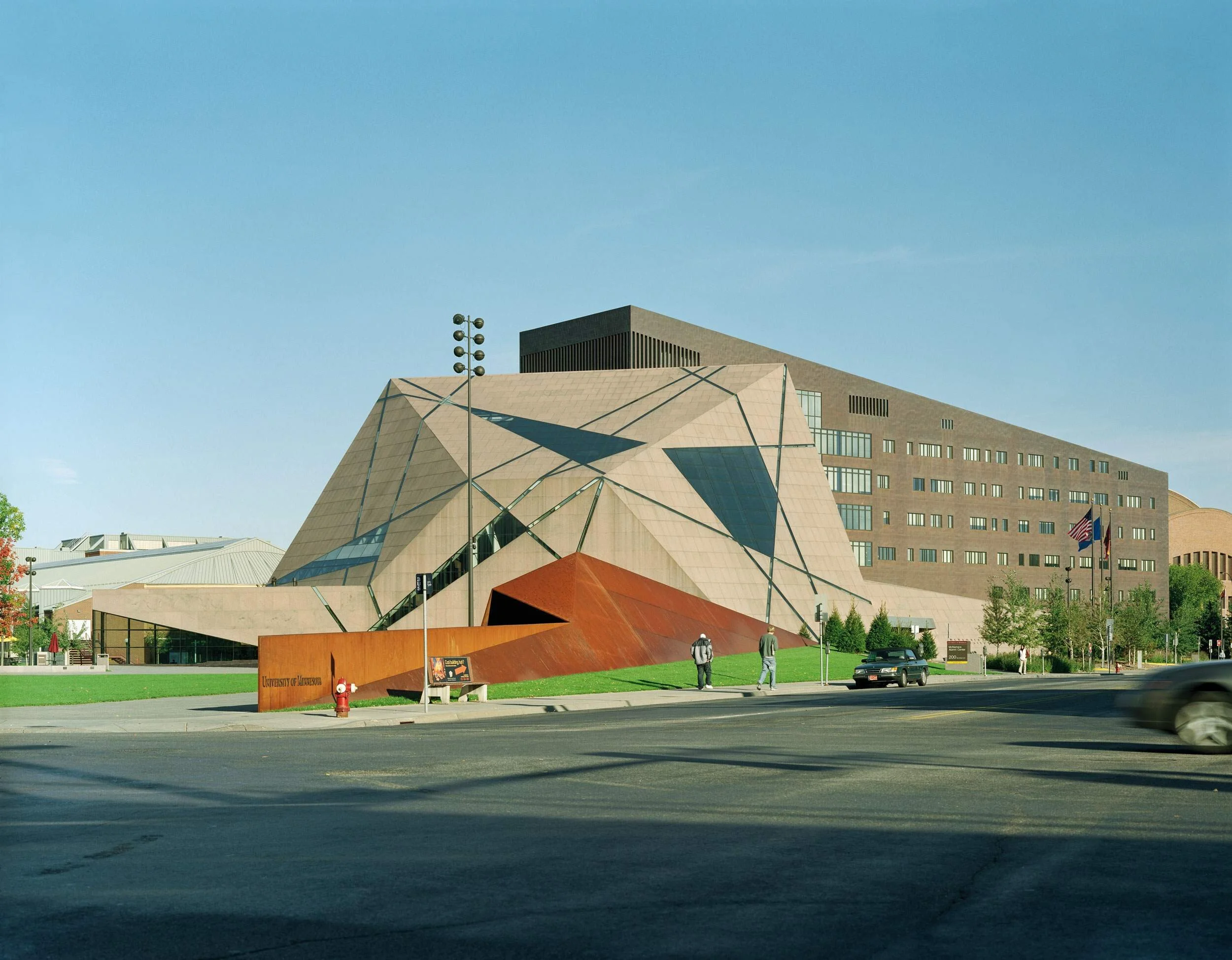 Gateway Center & Plaza