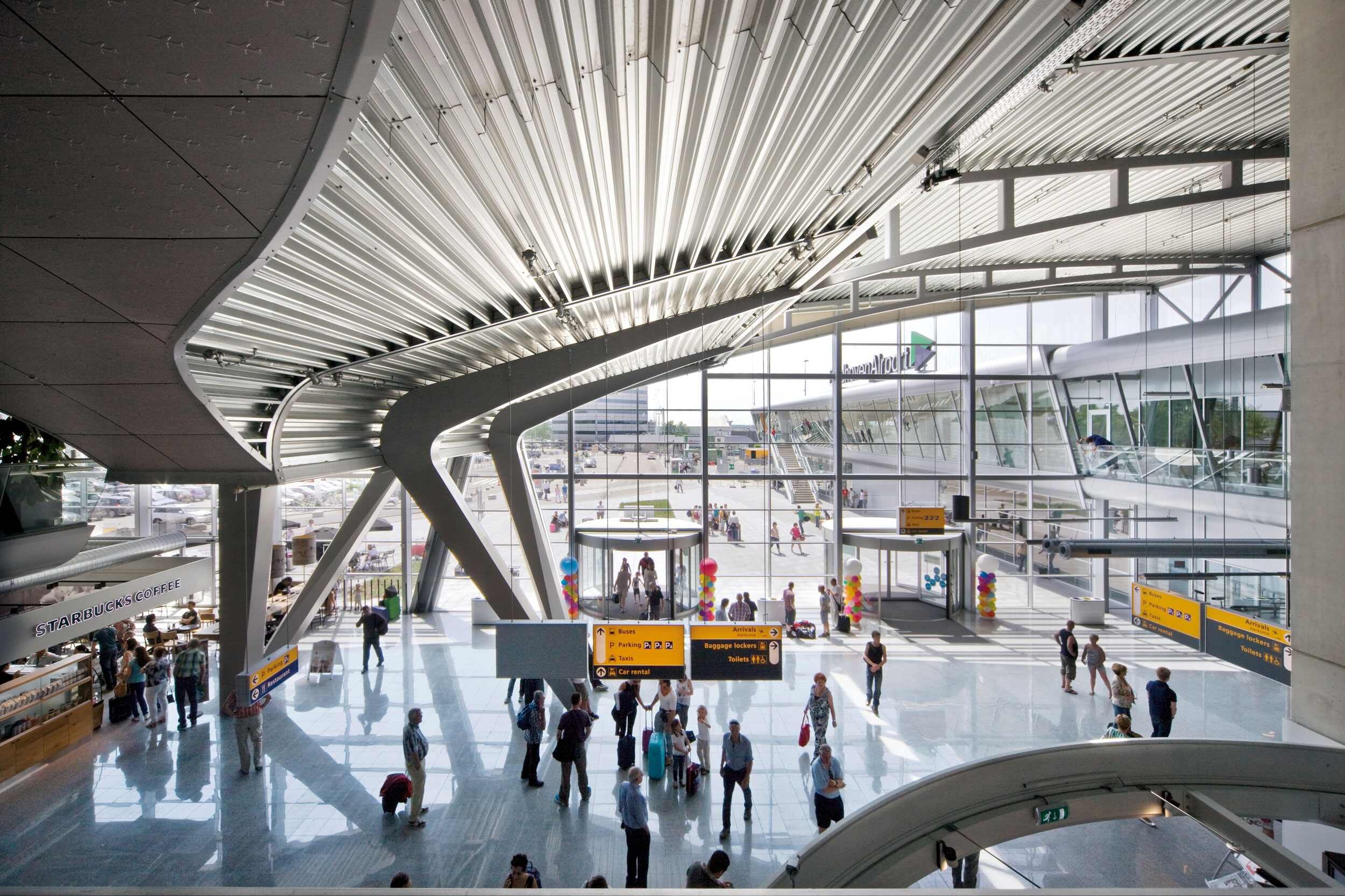 04-eindhoven-airport-extension-and-hotel-squoosh-photoshop-optimized.jpg