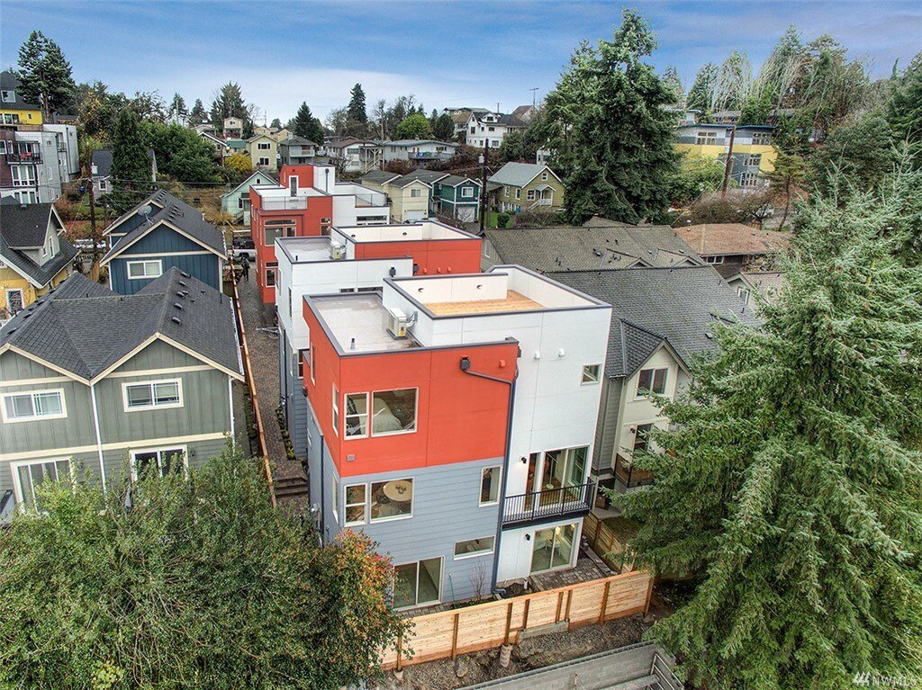3932 A S Brandon St, Seattle&lt;strong&gt;Sold for $789,000, Represented Seller&lt;/strong&gt;