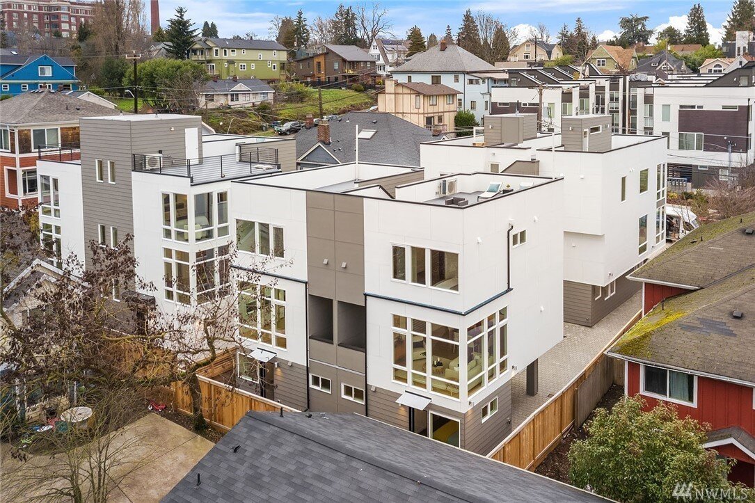 207 16th Ave #A, Seattle&lt;strong&gt;Sold for $660,000, Represented Buyer&lt;/strong&gt;
