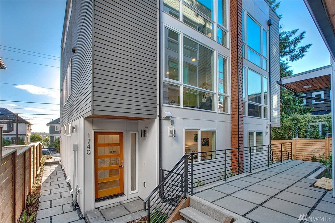 1740 12th Ave S #C, Seattle&lt;strong&gt;Sold for $625,000, Represented Buyer &amp; Seller&lt;/strong&gt;