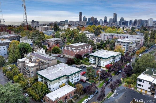 1819 E Denny Wy #103, Seattle &lt;strong&gt;Sold for $389,000&lt;/strong&gt; 