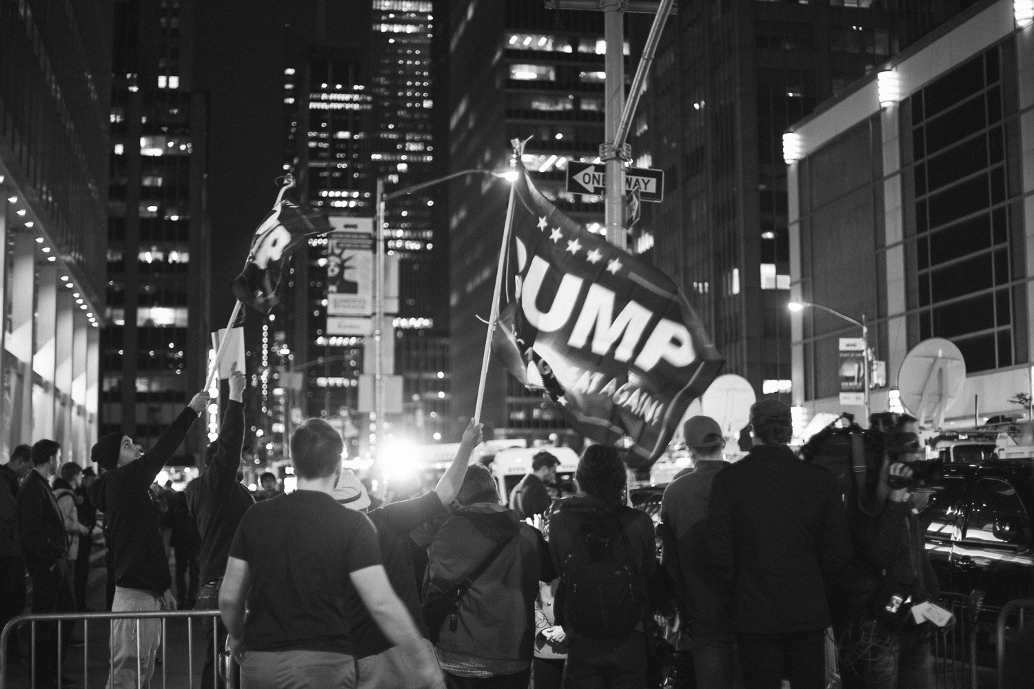  At around this time, Trump supporters grew very loud, picking up scuffles with Clinton supporters. Nothing too serious.. But definitely chanted some things that made me uncomfortable. 