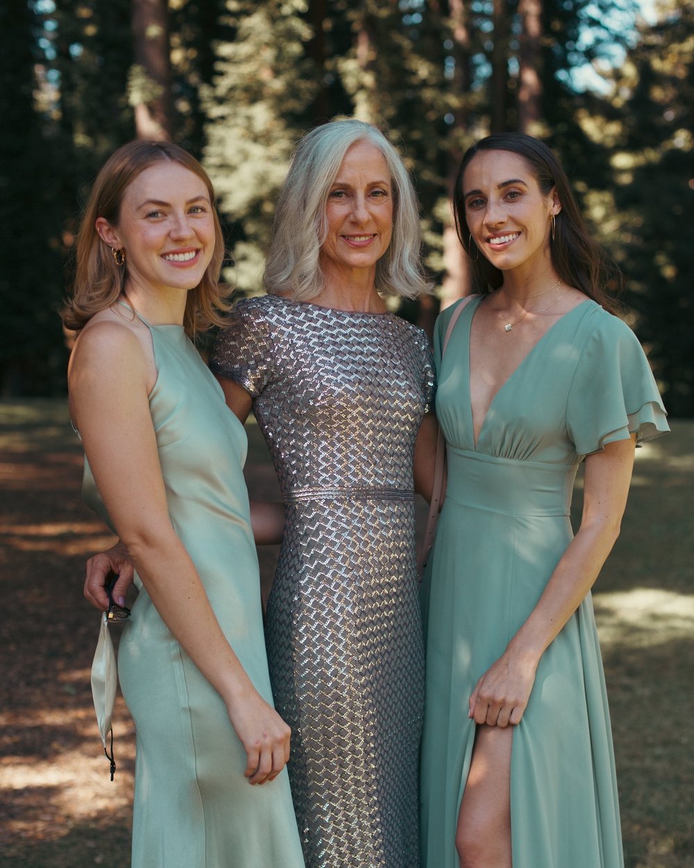  A family portrait of siblings Jocelyn, Juliana and mom during their brother John’s wedding. 