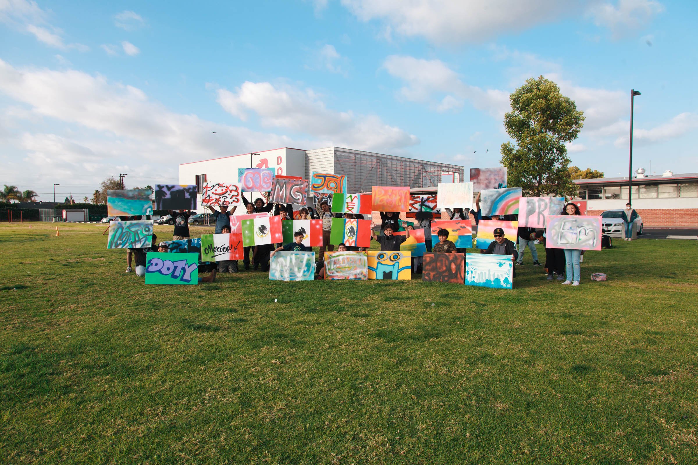 2022-dfeo-stay-arts-graffiti-program-6.jpg