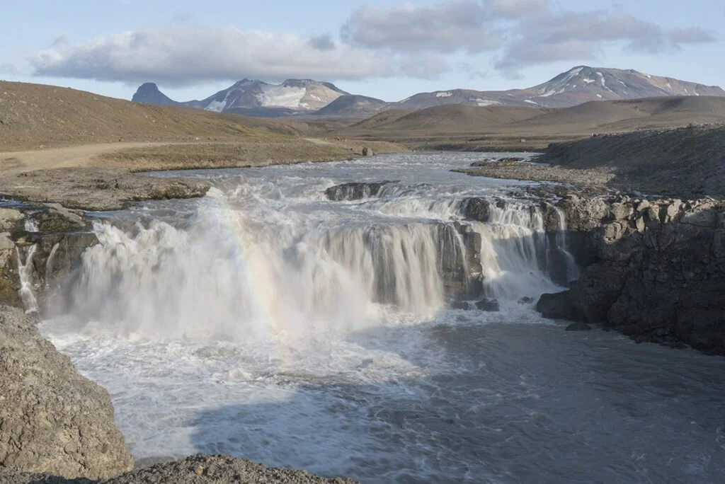Gygjarfoss-waterfall-highlands-iceland-DSC_0865-1024x684.jpg