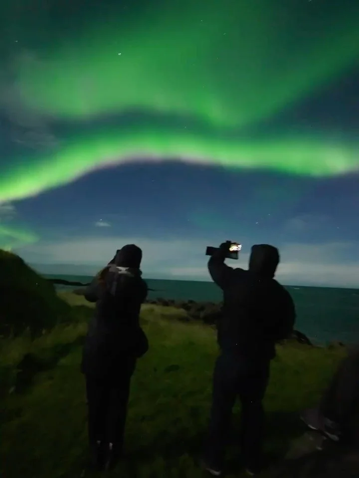 Another successful aurora hunt last night!

I met this amazing family from Chicago who were visiting Iceland to celebrate a birthday, and what an incredible night we had!

We started our hunt around 22:30 because of cloudy conditions earlier in the e