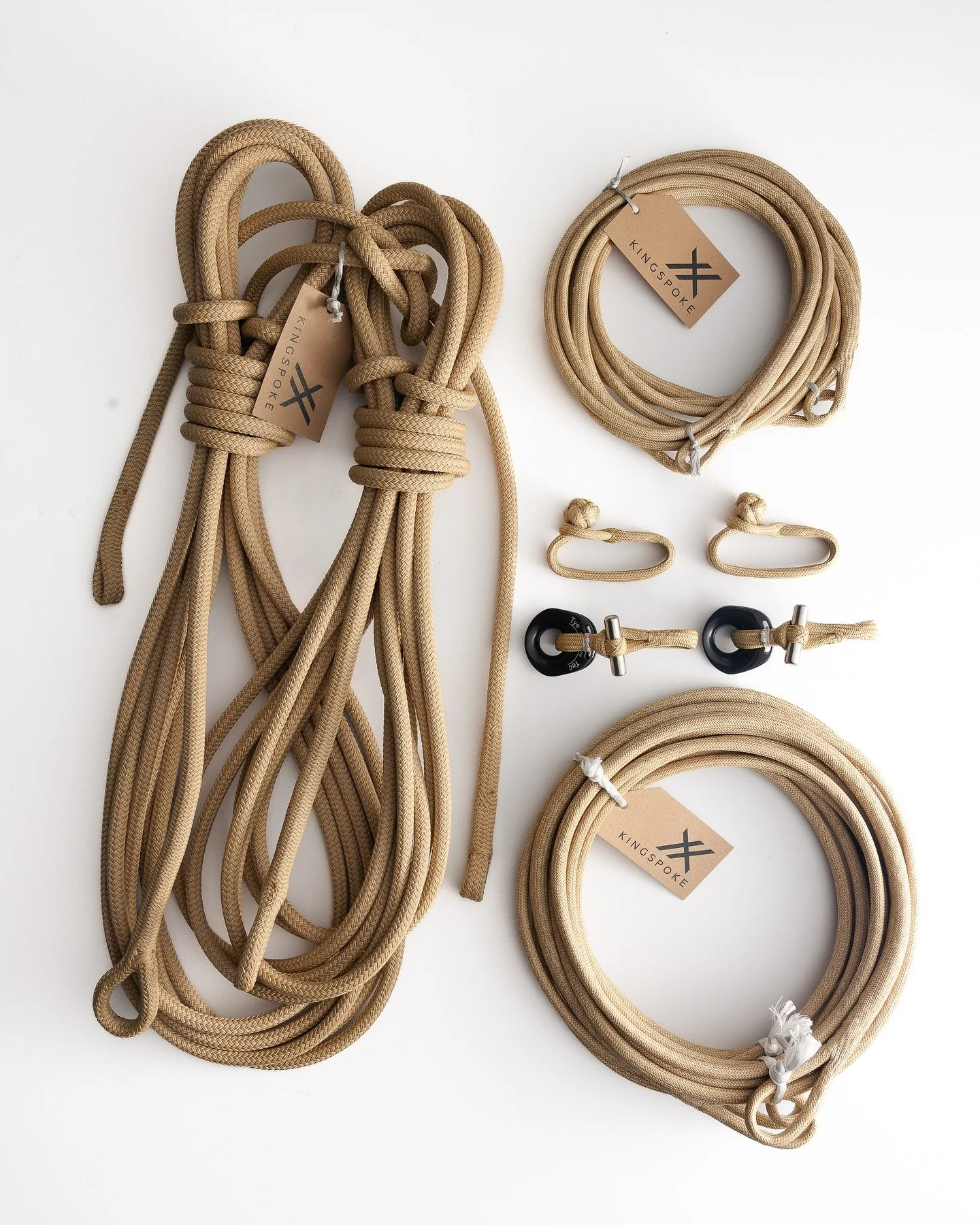 Classic dyed dyneema chafe cover from @gottifredimaffioli used for a bit on the classic motor yacht &lsquo;Marie&rsquo;.