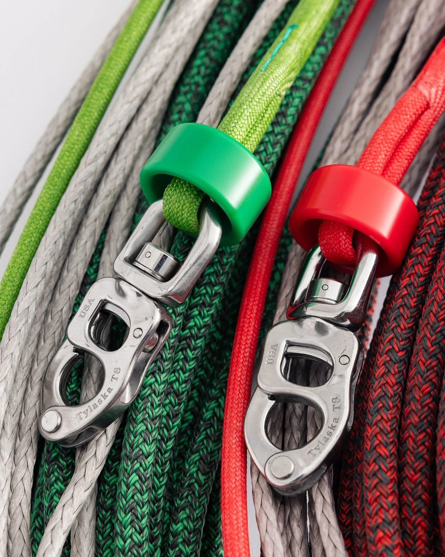 In the spirit of Christmas and organizing. Port/Starboard spin halyards for Club Swan 42.  Made with @gottifredimaffioli Powertech 78, tapered to a dyneema tip around a T8 Tylaska with corresponding Kingspoke Puck.