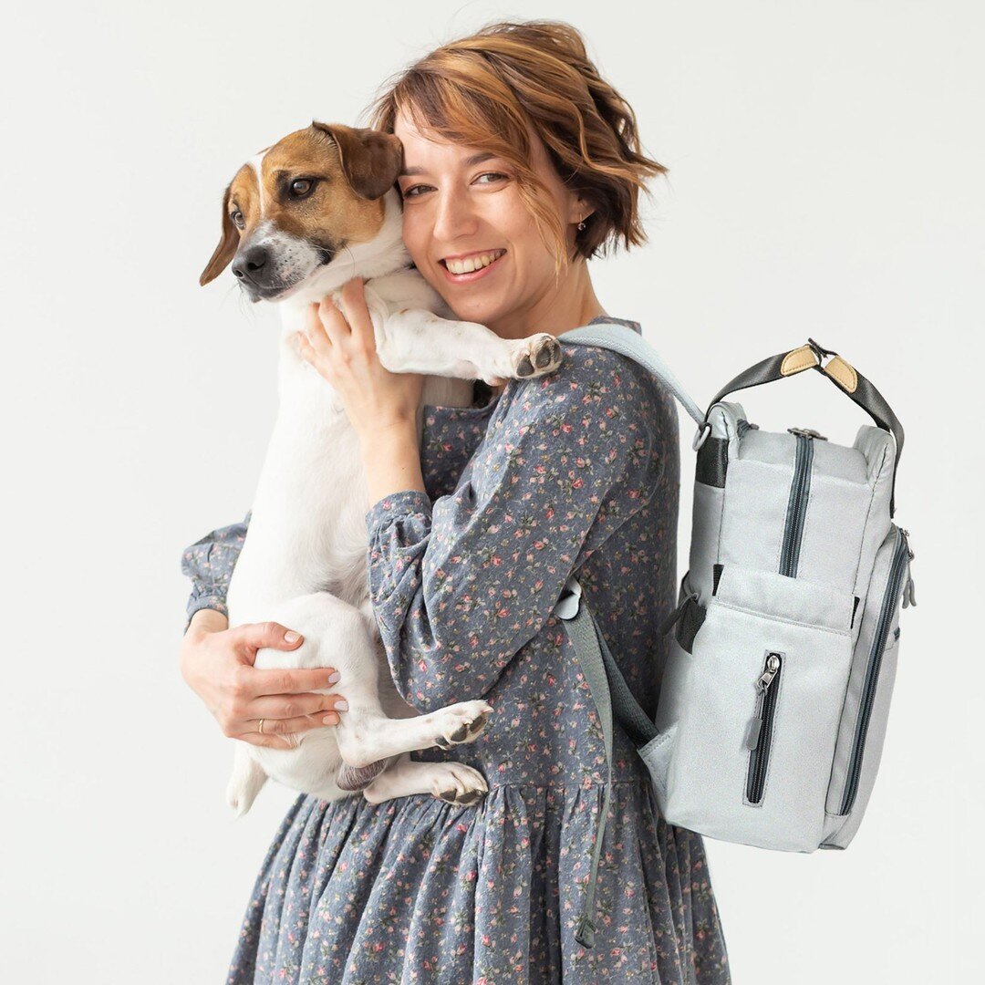 Do you want to organize your pet's belongings? Here are a few reasons why you should consider purchasing our travel bag.

&bull; Compact yet fits all your pet stuffs.
&bull; Features a pet food storage bag that can hold up to 15 cups.
&bull; Contains