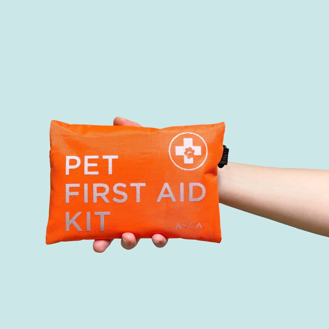 Be prepared for some danger or accident to your pet, You should have our new First Aid Kit Pouch. What I love about it is that it comes with all of the pet emergency necessities and has a reflective letter design on the front for easy finding.

⁣Tag 