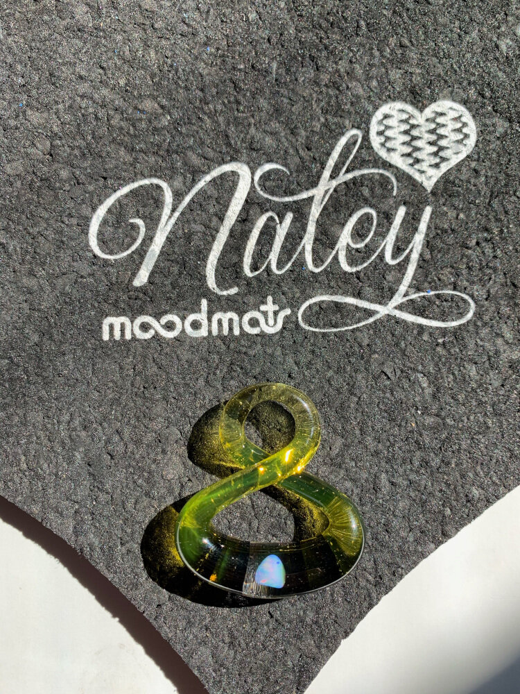 green_infinity_pendant.JPG