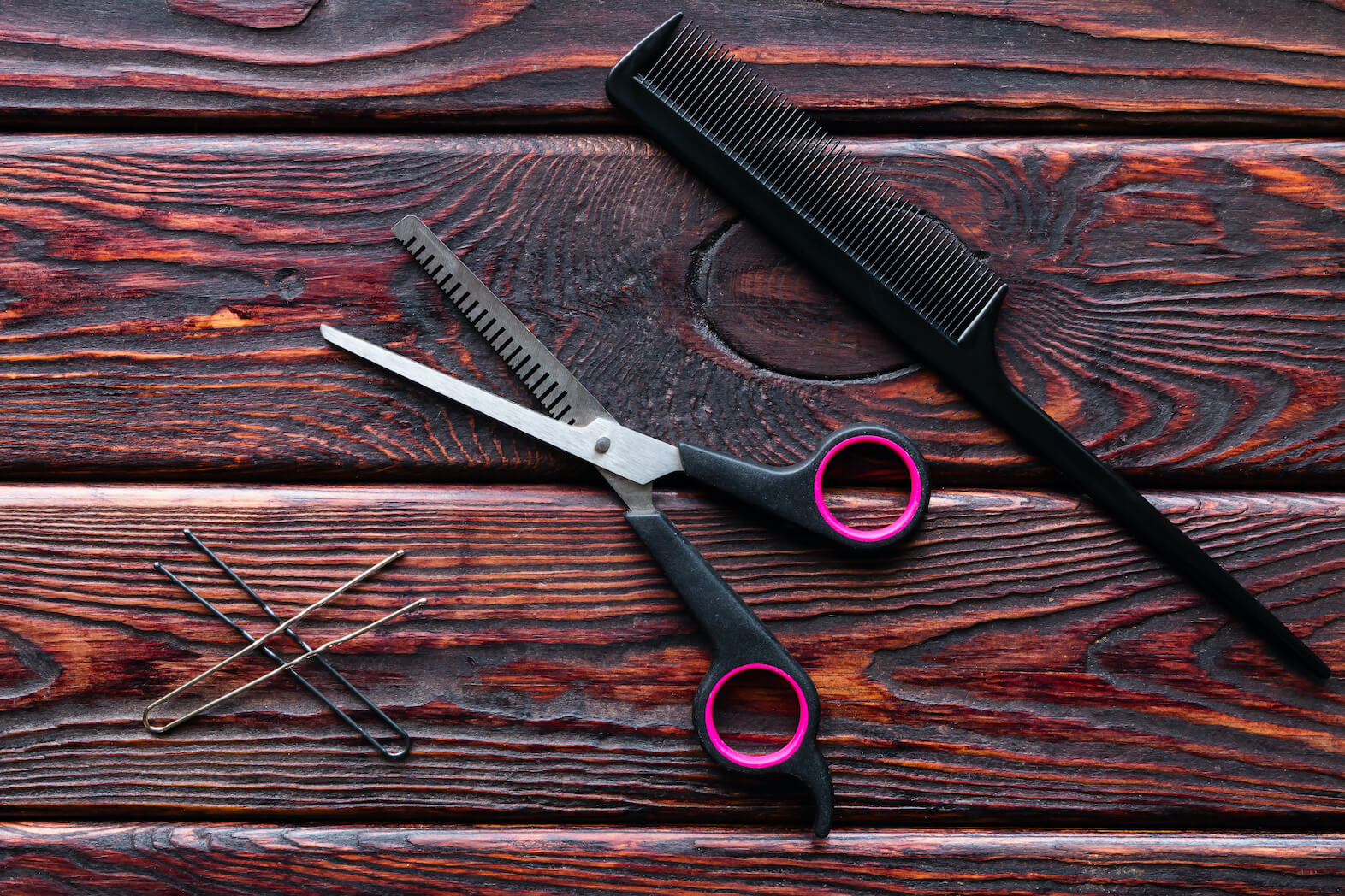 Salons, hotels, and no-shows:  Is a therapist's time worth less than a haircut?