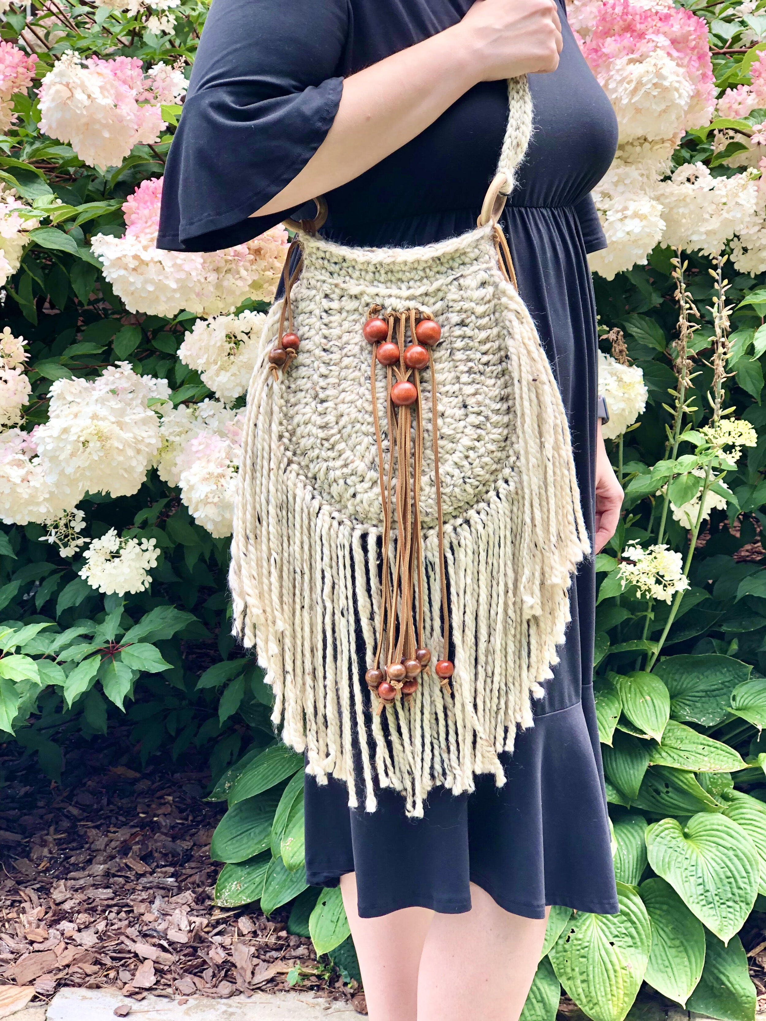 AMERICAN DARLING CONCEAL CARRY AZTEC FRINGE PURSE | PURSE | FREDERICKSBURG  – Yee Haw Ranch Outfitters