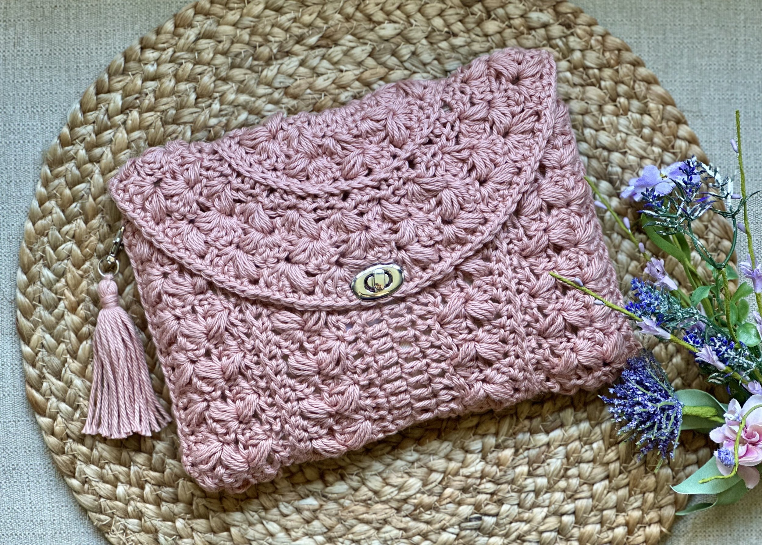 Crocheted Clutch Bag | Handbag Free Pattern | Mini Purse Crochet Pattern |  Bridesmaid bag - YouTube