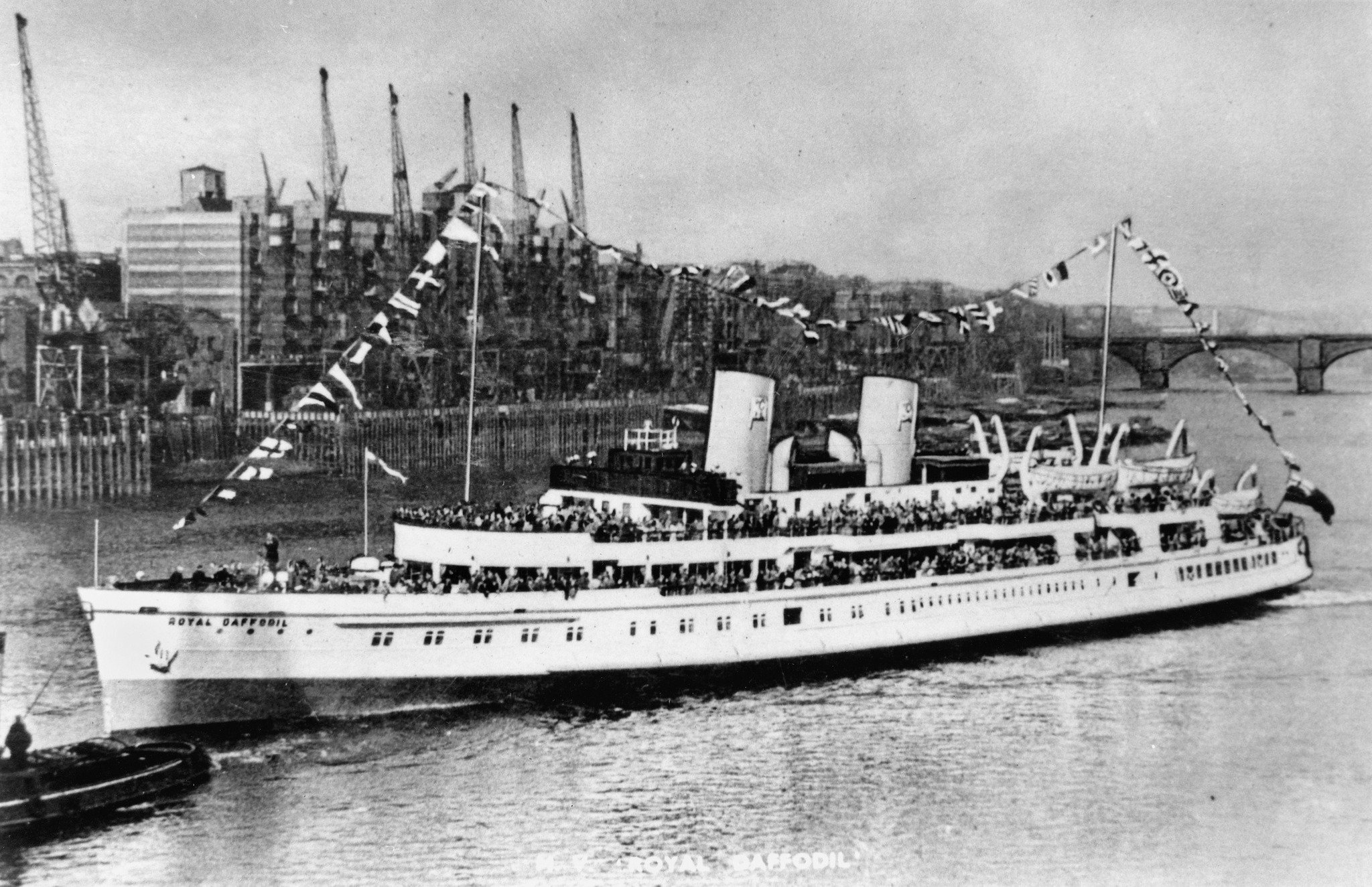 The Royal Daffodil commenced her service on this day in 1939. She was the third ship to carry that name. She was one of the many ships that took part in Operation Dynamo, the Dunkirk evacuation in 1940. She rescued 9,500 men in seven trips. M.V. Roya