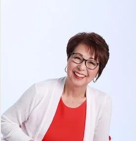 98. 30 여년 전, 어느 날 빨래를 접으며, “ 삶이 이것이 다 인가?"....