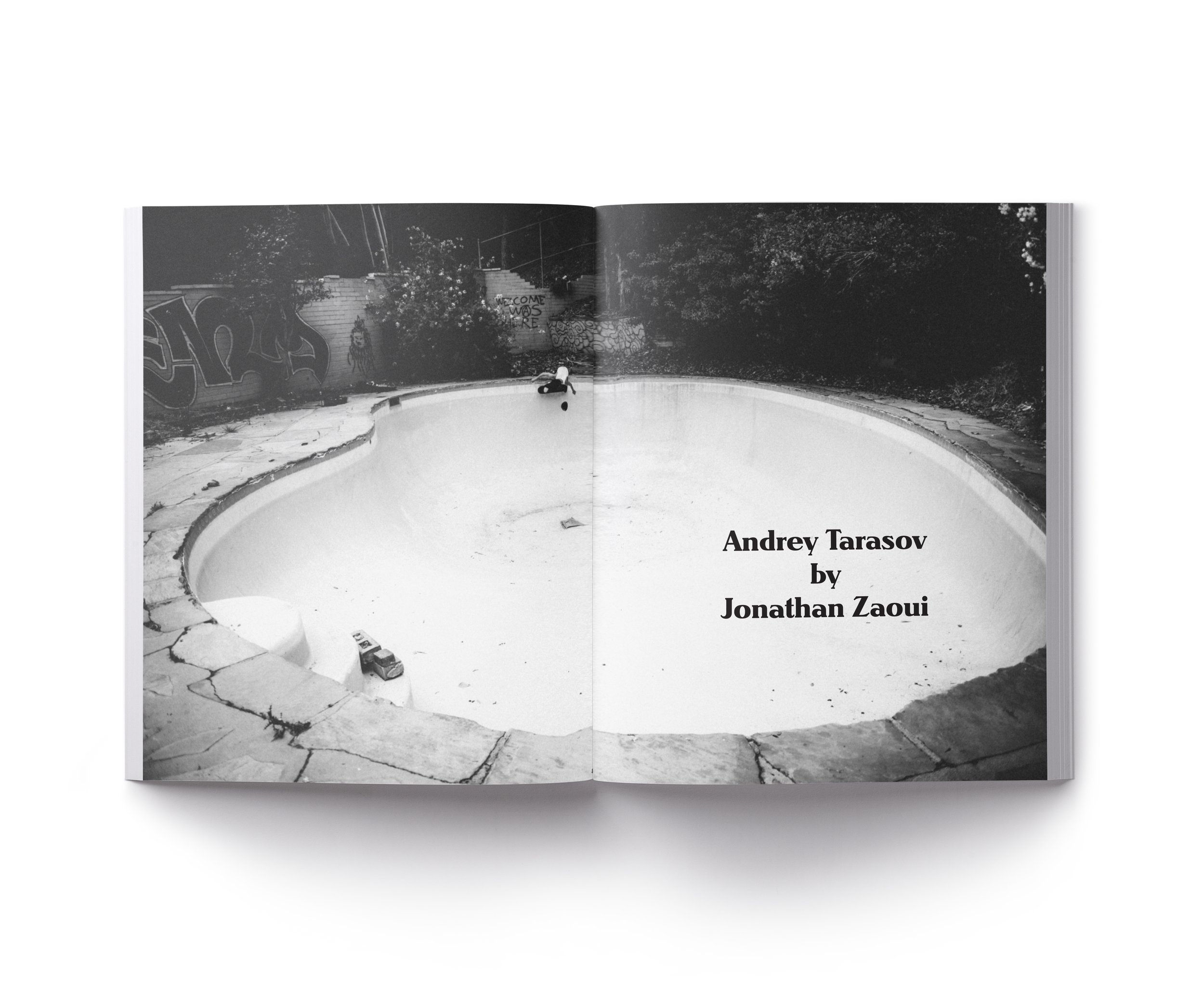 Spread 1 Jonathan Zaoui.jpg
