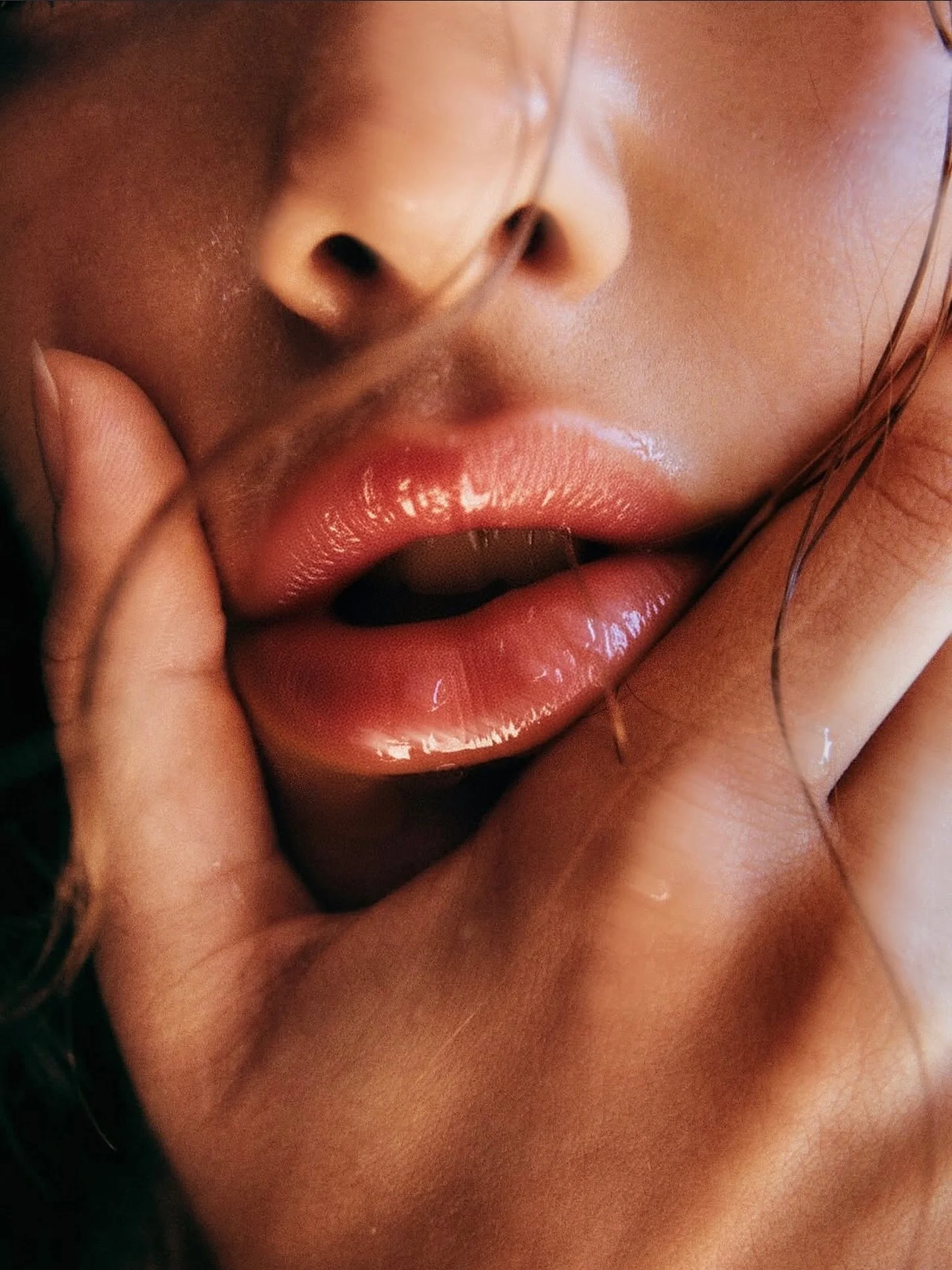 @carolinaa_azevedo by @j_ambrojo