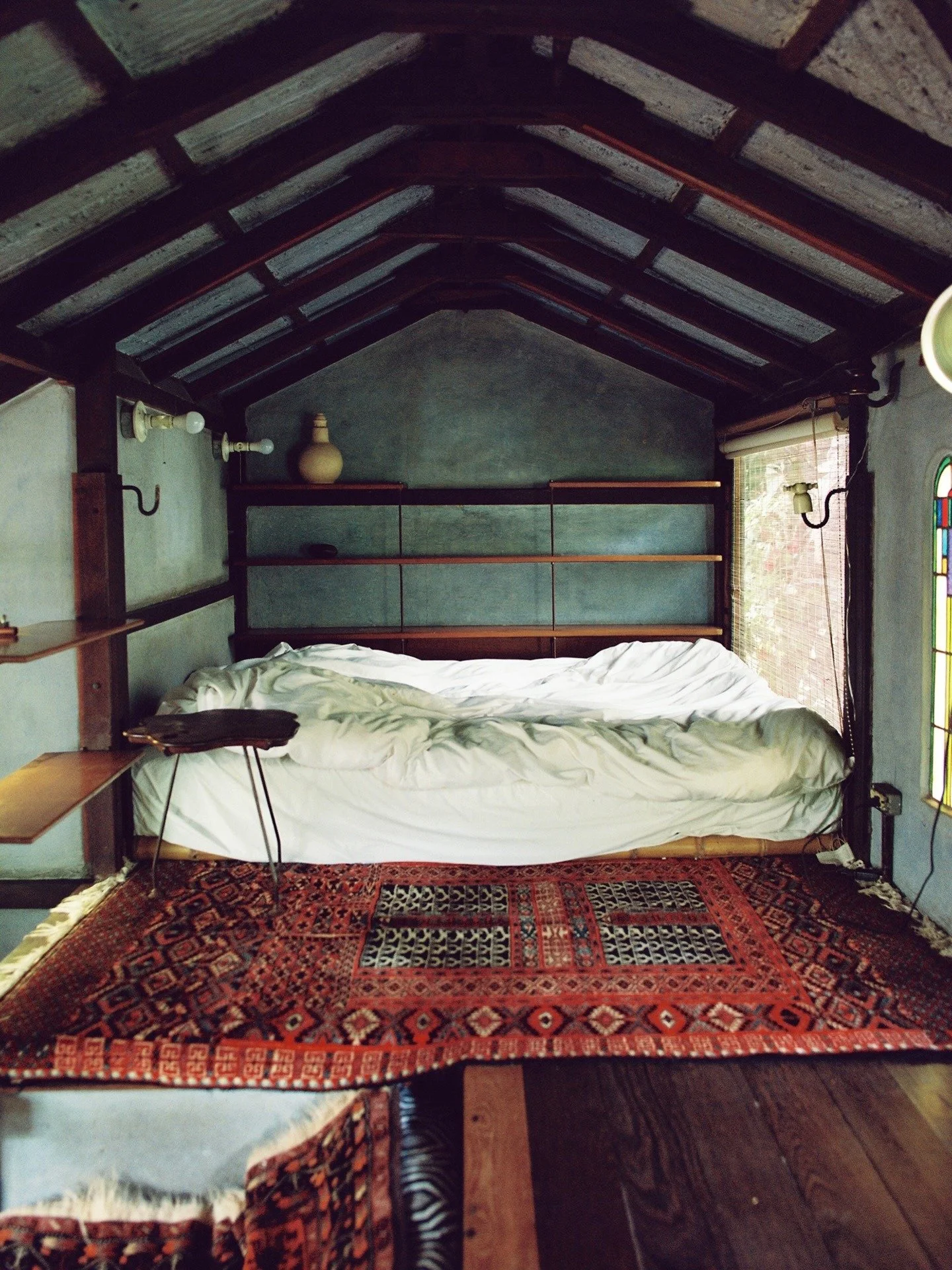 @piariverola &rsquo;s look inside Sim&oacute;n V&eacute;lez&rsquo;s bamboo-built world in Bogot&aacute;.
For @mastermind.magazine 18.