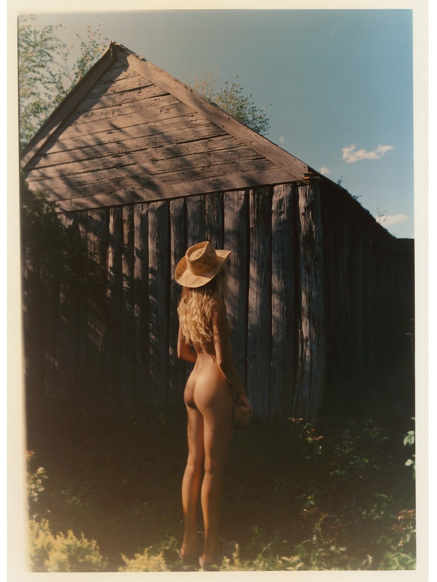 @annagoryainova by @wolfcubwolfcub