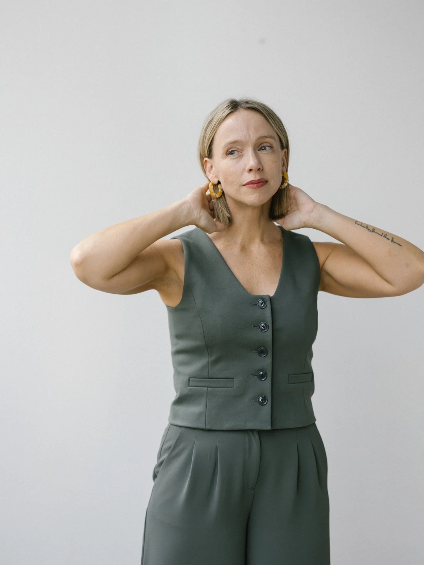 I&rsquo;ve been thinking about opening a handful of professional portrait spots in early 2026. Before I commit, I want to understand who truly needs this??

Stepping in front of the camera myself reminded me how vulnerable it can feel. Which is why I