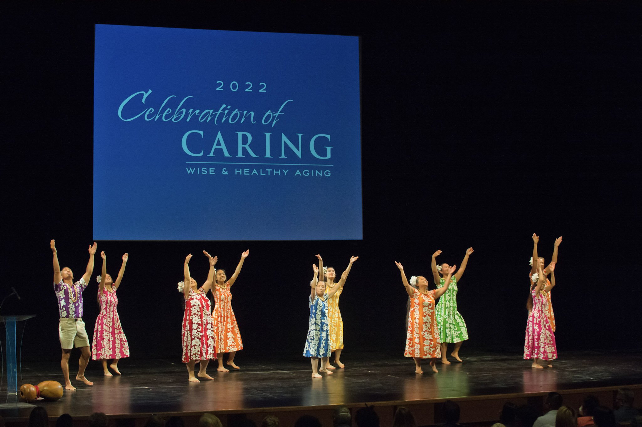 CoC - Hawaiian Dancers on stage -2.jpg