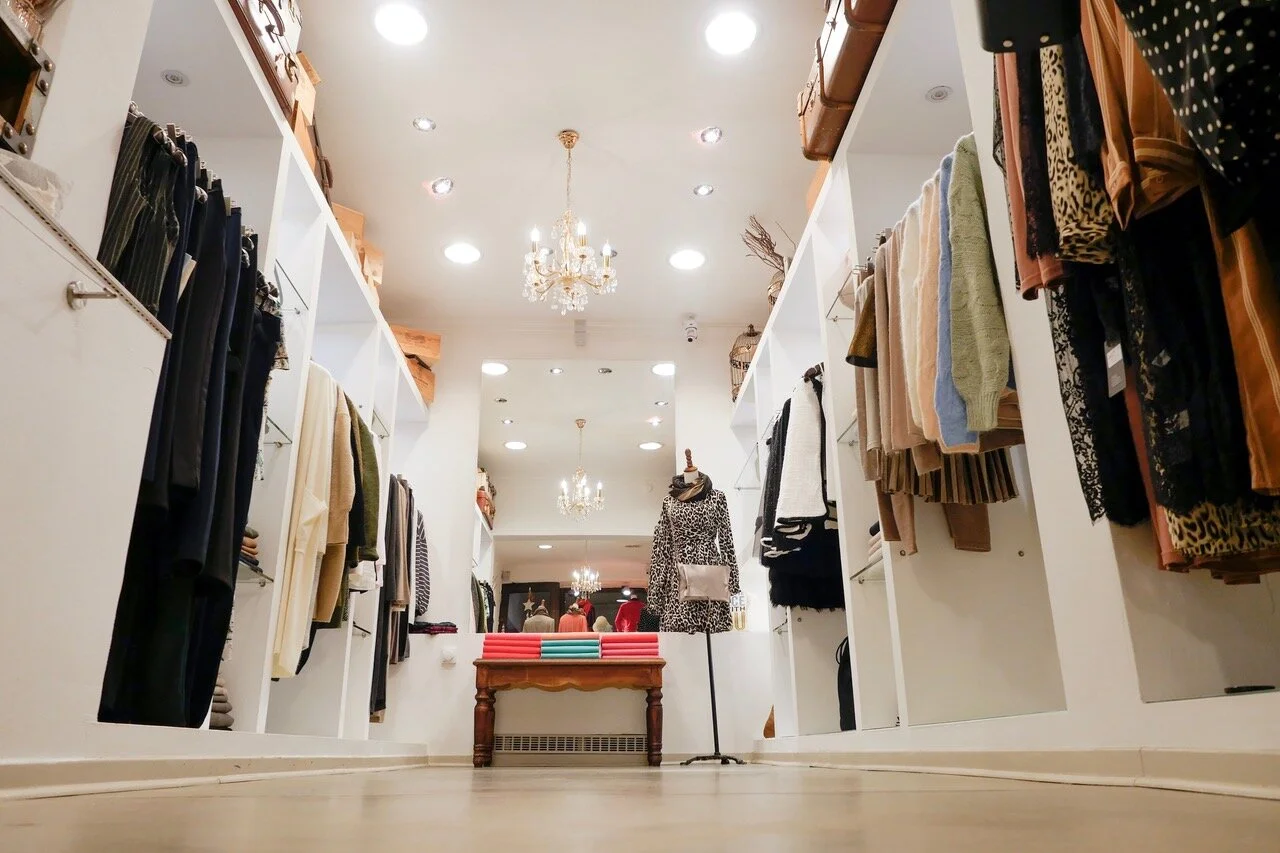 Julietta Hamburg in store gross.jpeg