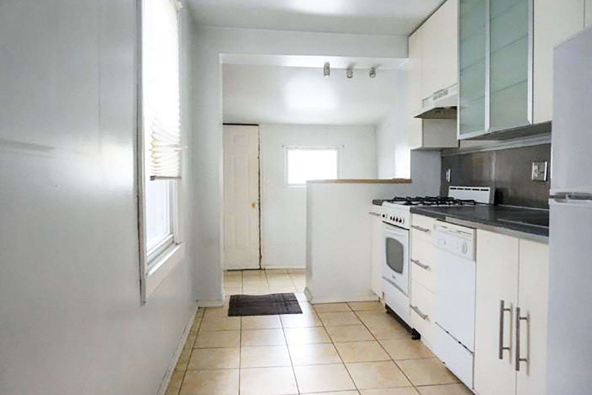 Kitchen-Before.jpeg