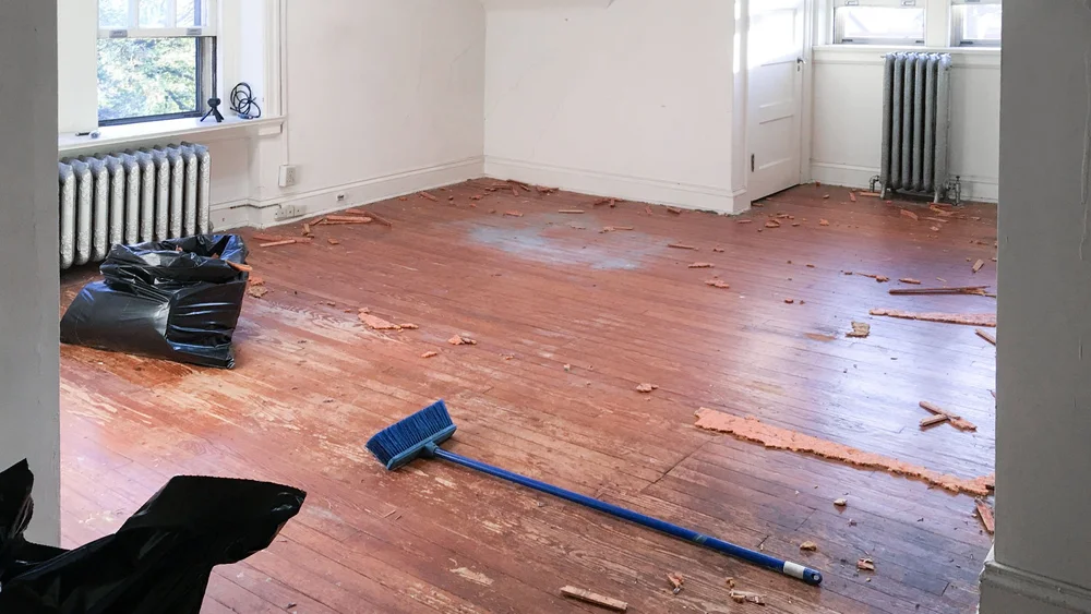 20211118-Third-Floor-Suite-Blog-Images-2-Carpet-Removal-4.jpg