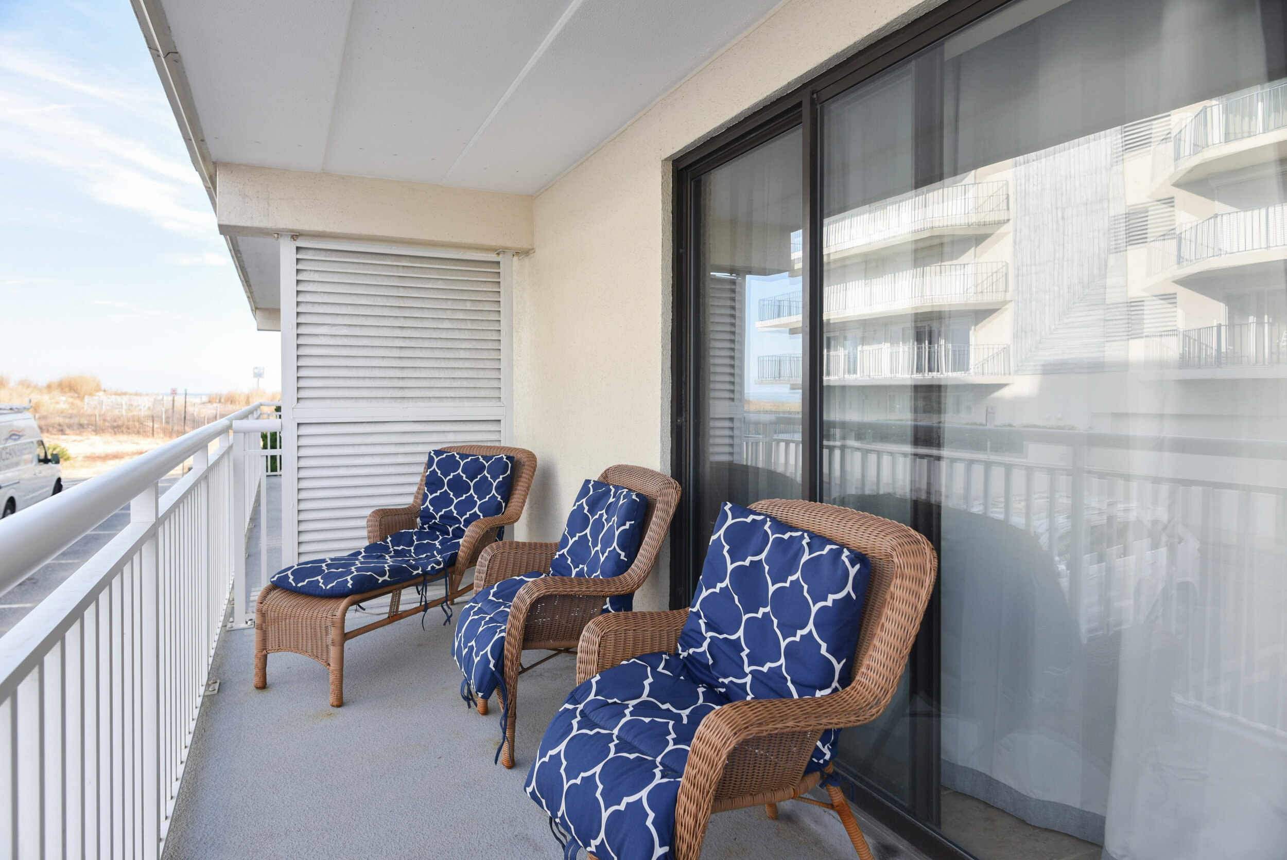 Oceanview-Rental-Balcony.JPEG