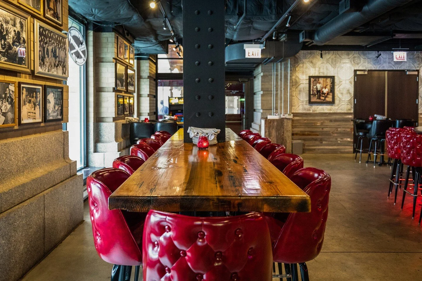 vinnys_pizza_bar_08-uai-1440x960.jpg