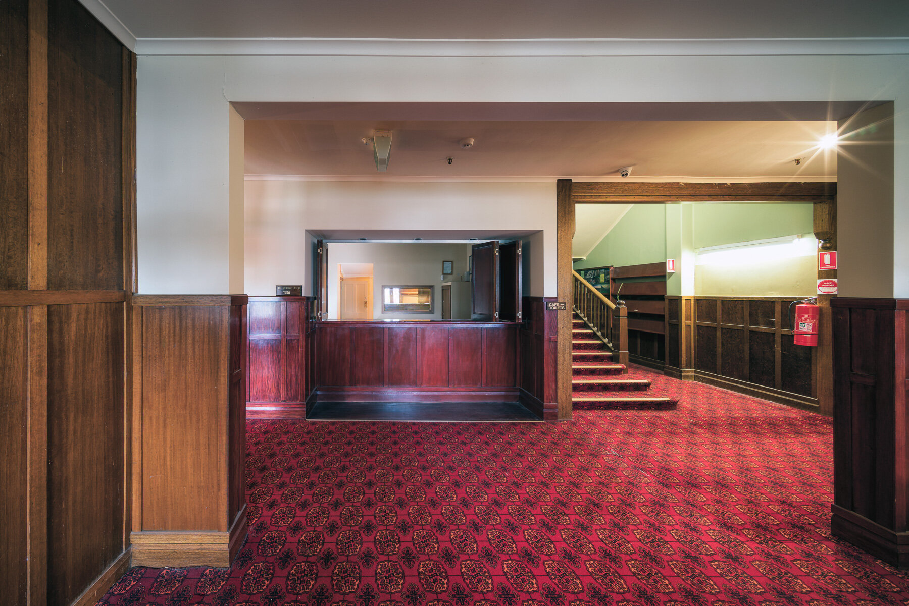 Copywrite Aleck Durlacher Mt Buffalo Chalet--8.jpg