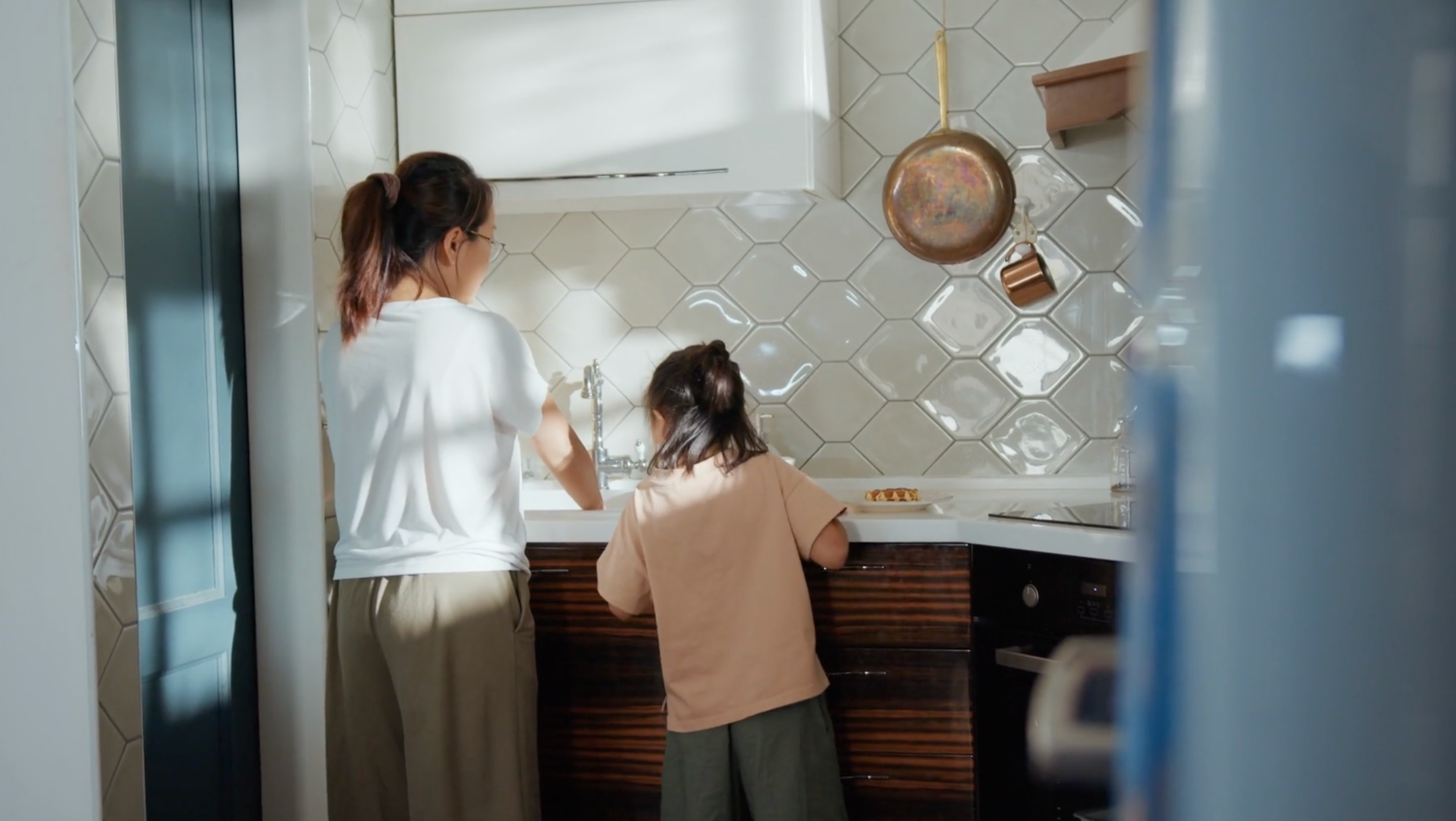Achieving Work-Life Balance: How Family Assistants Empower Parents